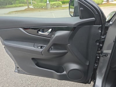 2018 Nissan Rogue Sport SV