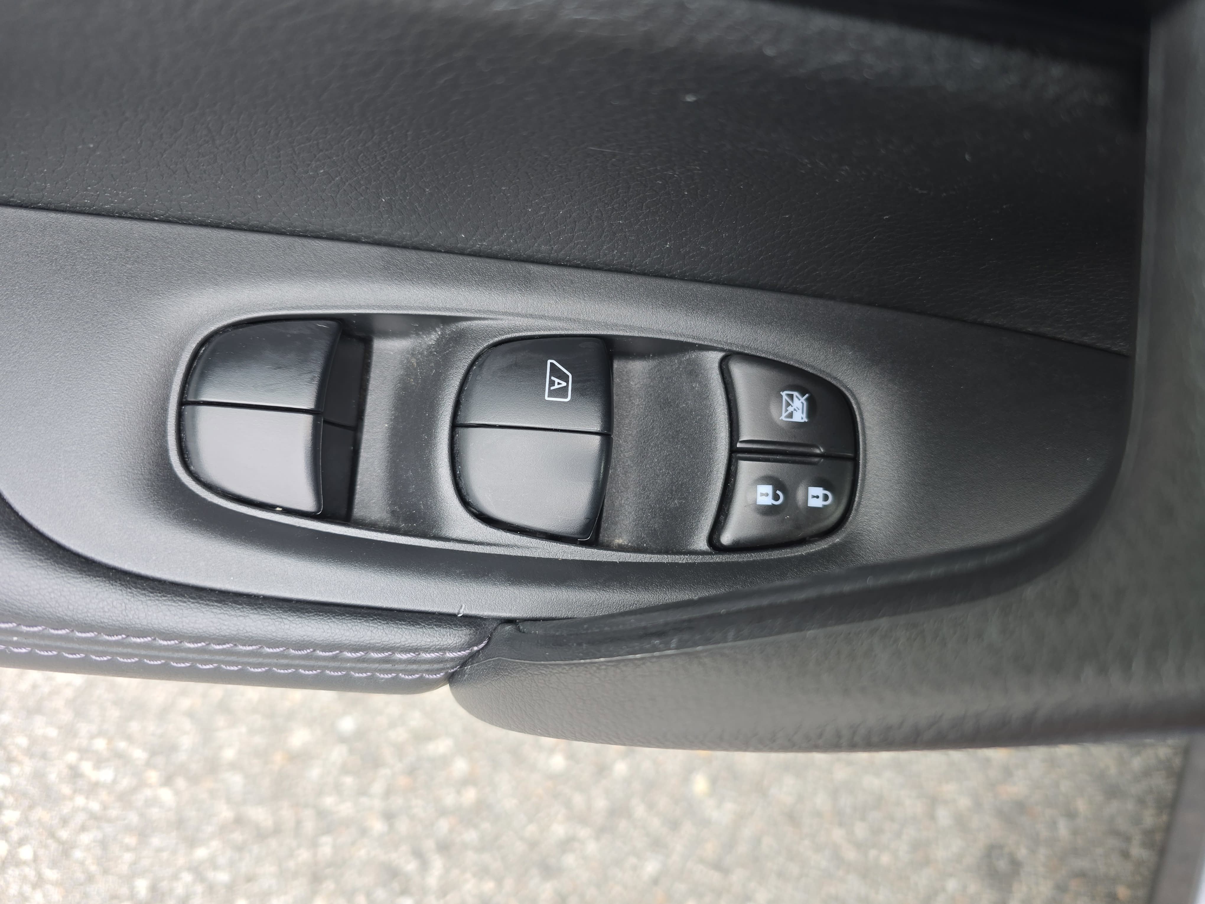 2018 Nissan Rogue Sport SV