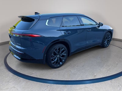 2025 Toyota Crown Signia Limited