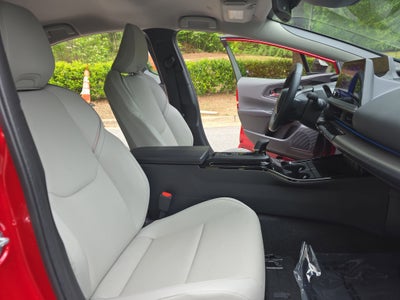 2024 Toyota Prius XLE