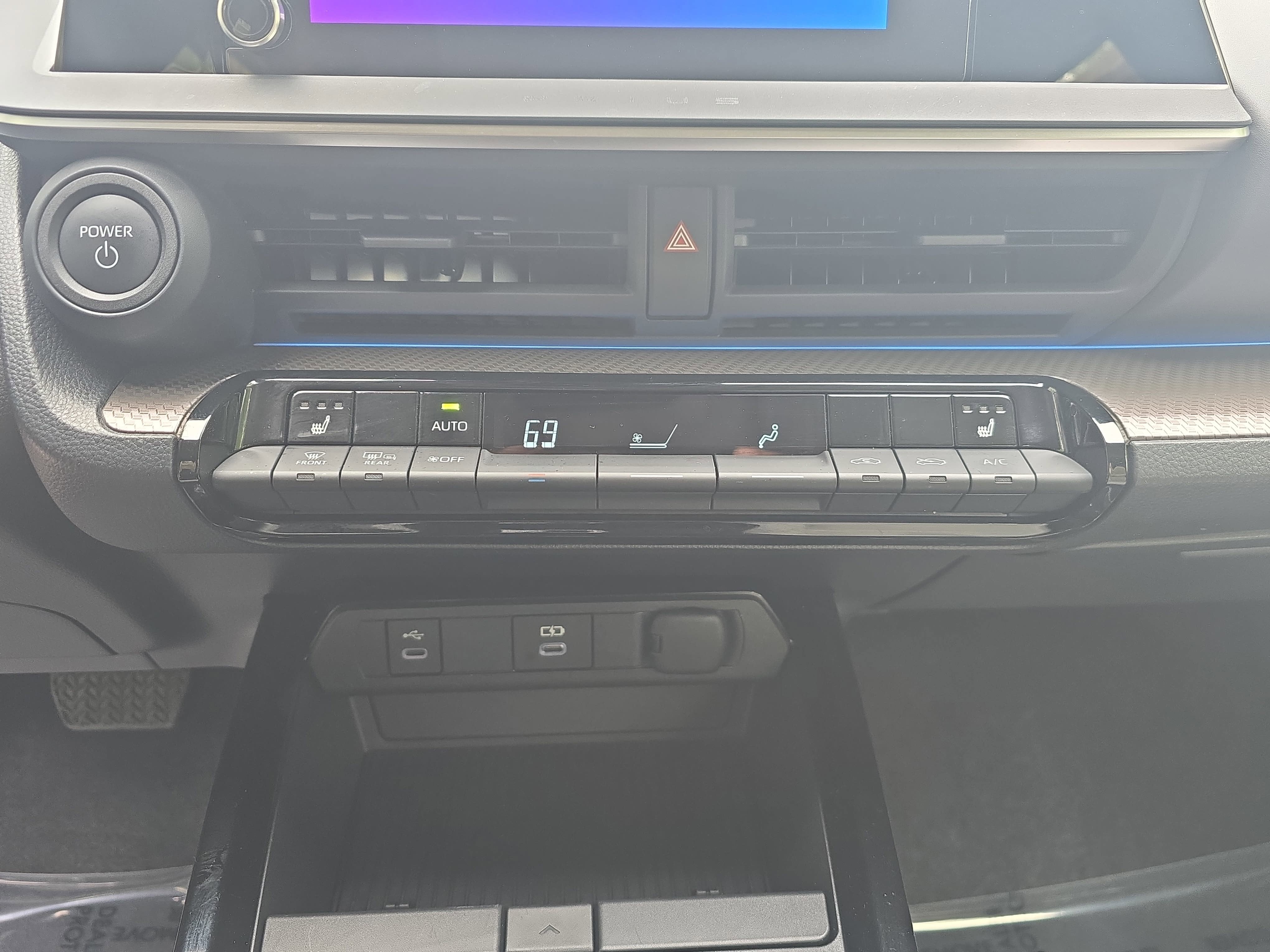 2024 Toyota Prius XLE