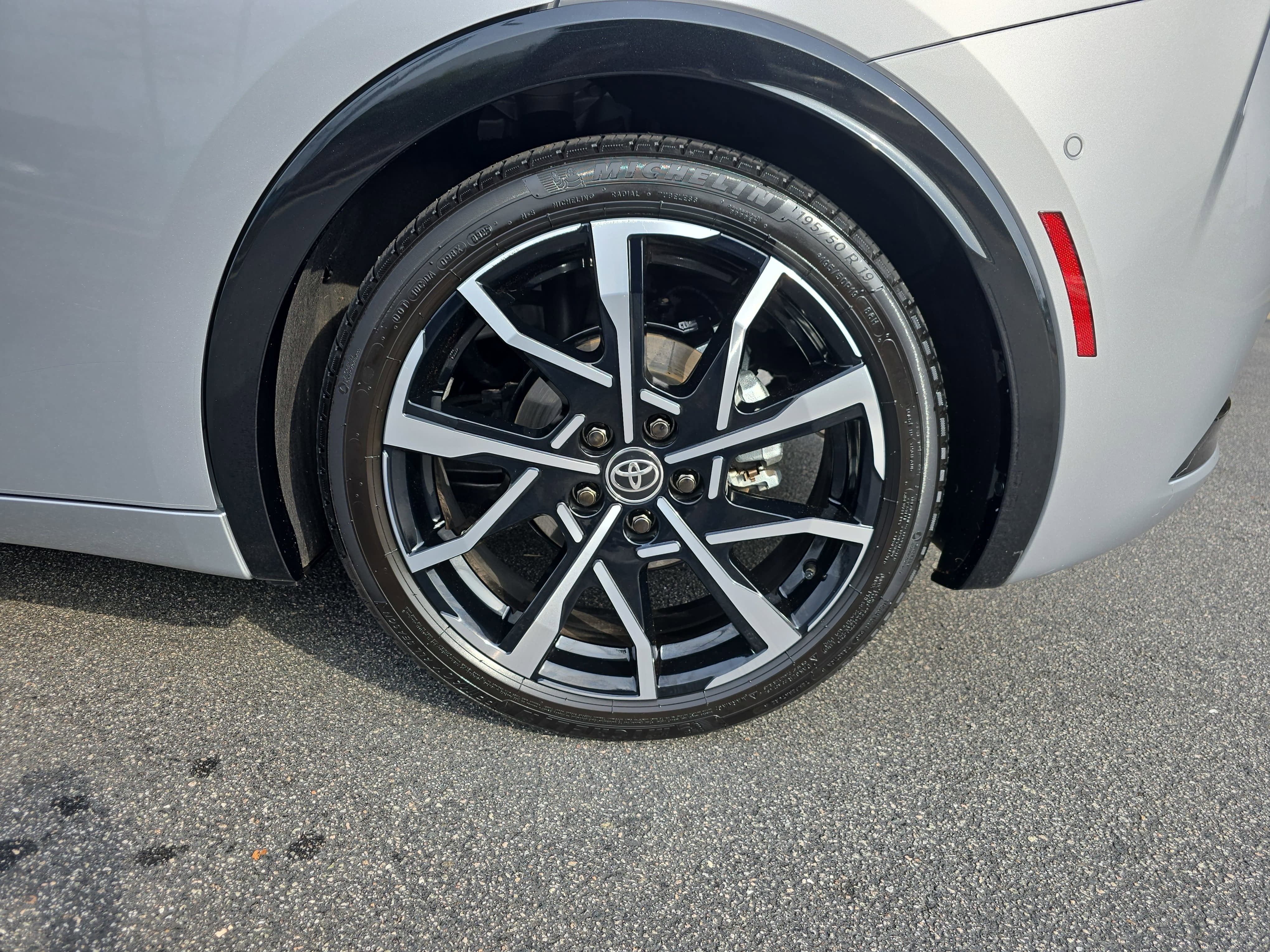 2025 Toyota Prius Plug-In Hybrid XSE Premium