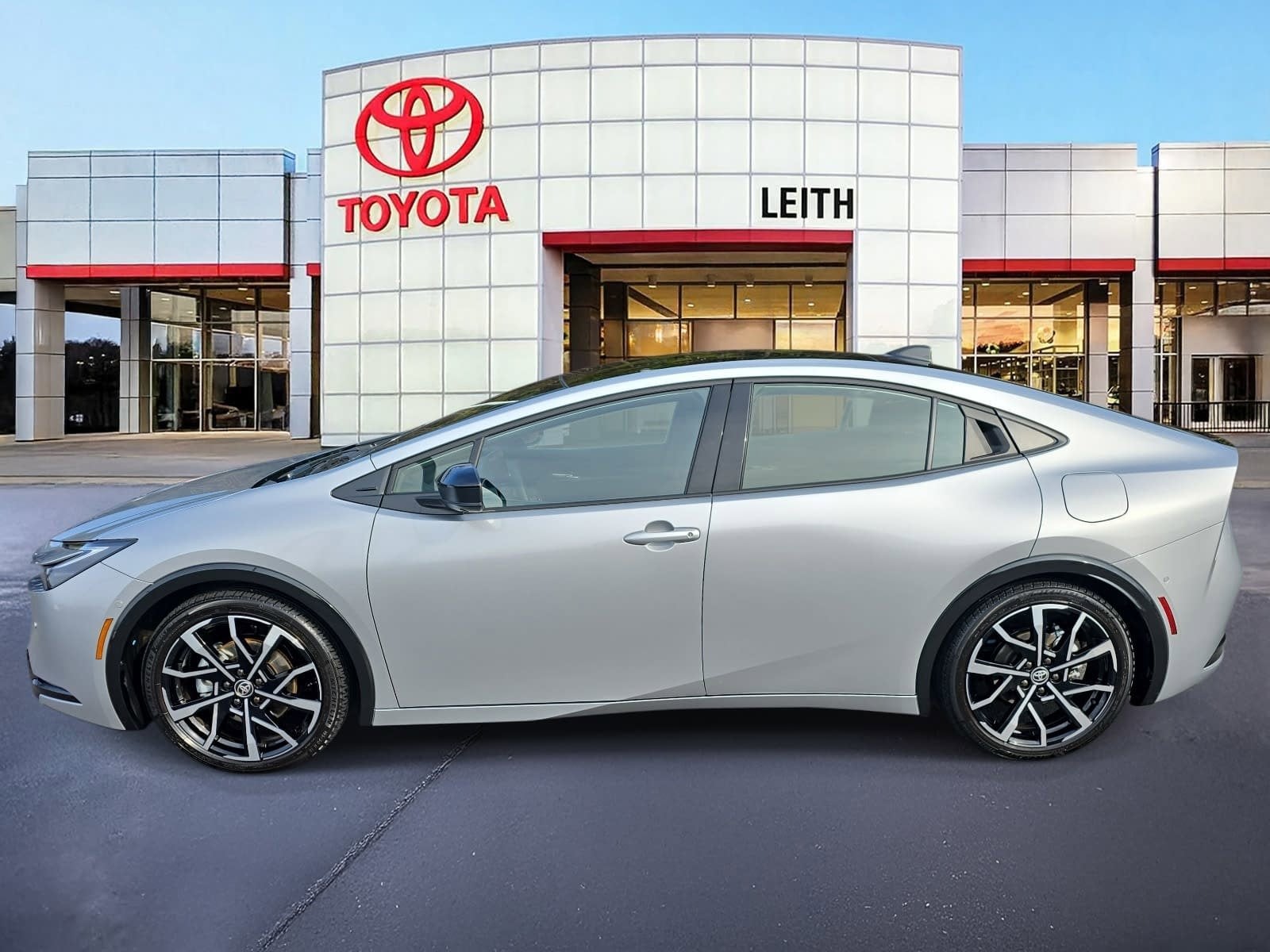 2025 Toyota Prius Plug-In Hybrid XSE Premium