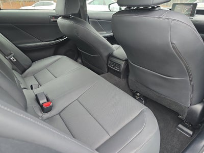 2025 Lexus IS IS 350 F SPORT Design