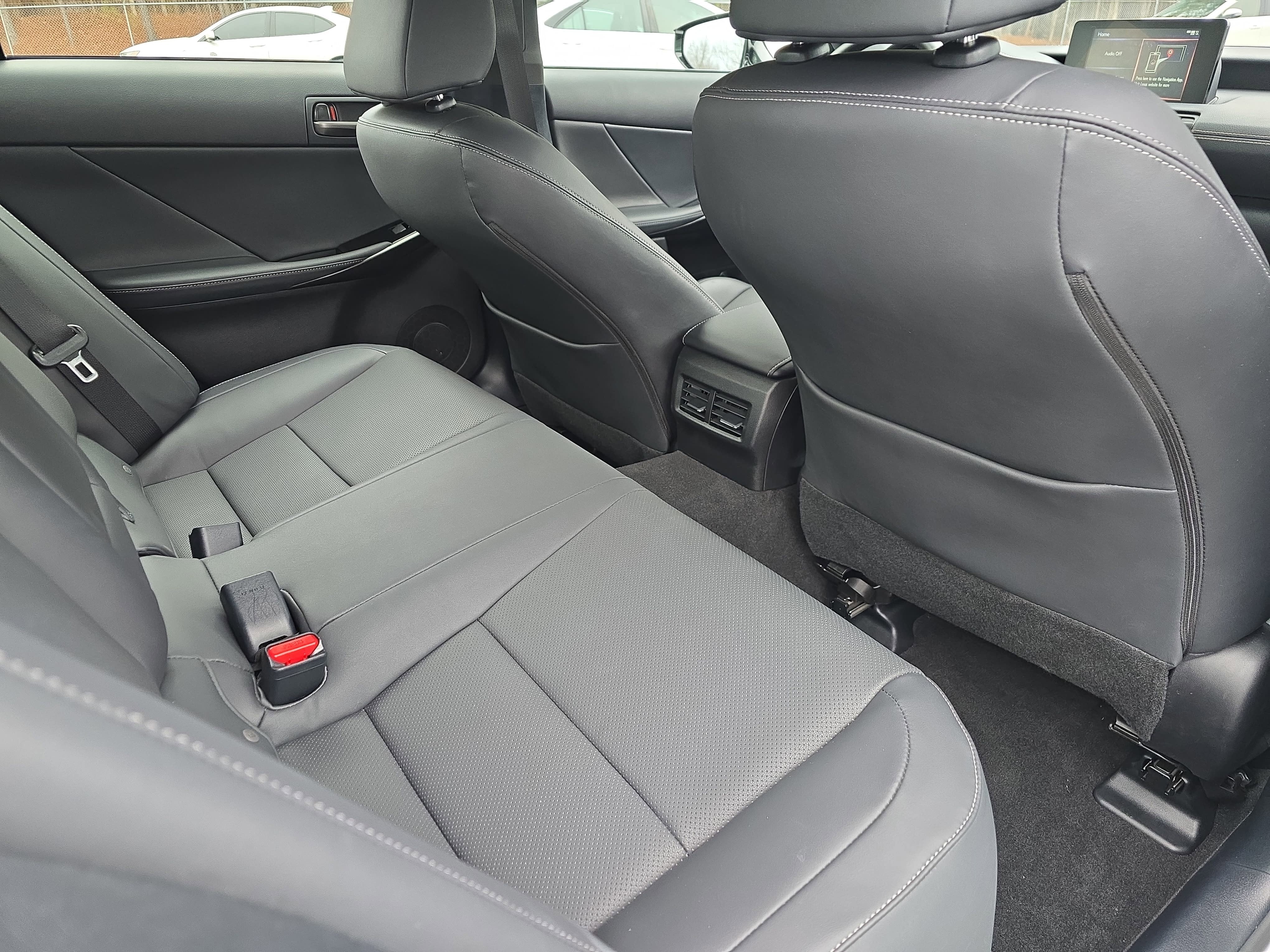 2025 Lexus IS IS 350 F SPORT Design