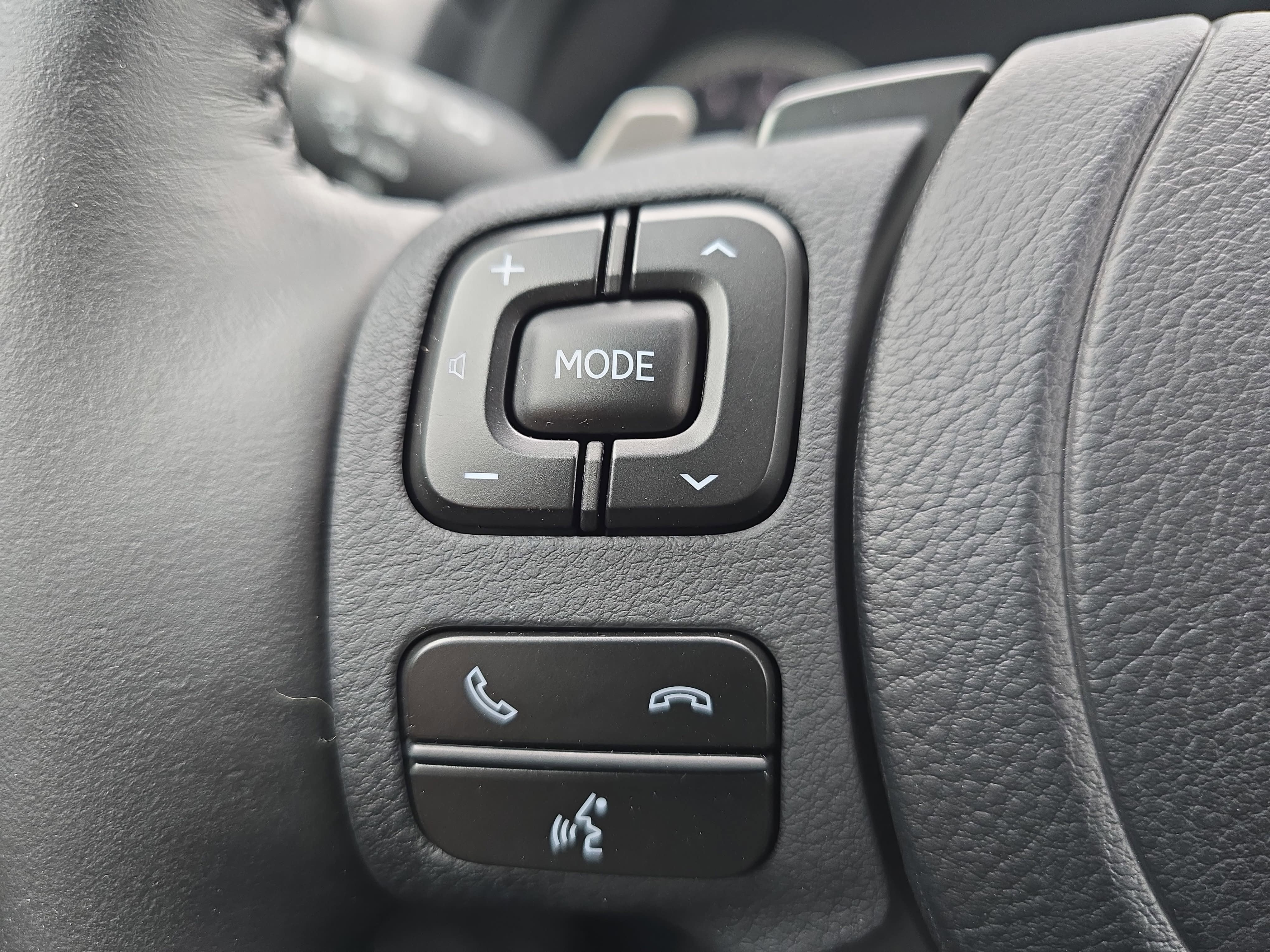 2025 Lexus IS IS 350 F SPORT Design