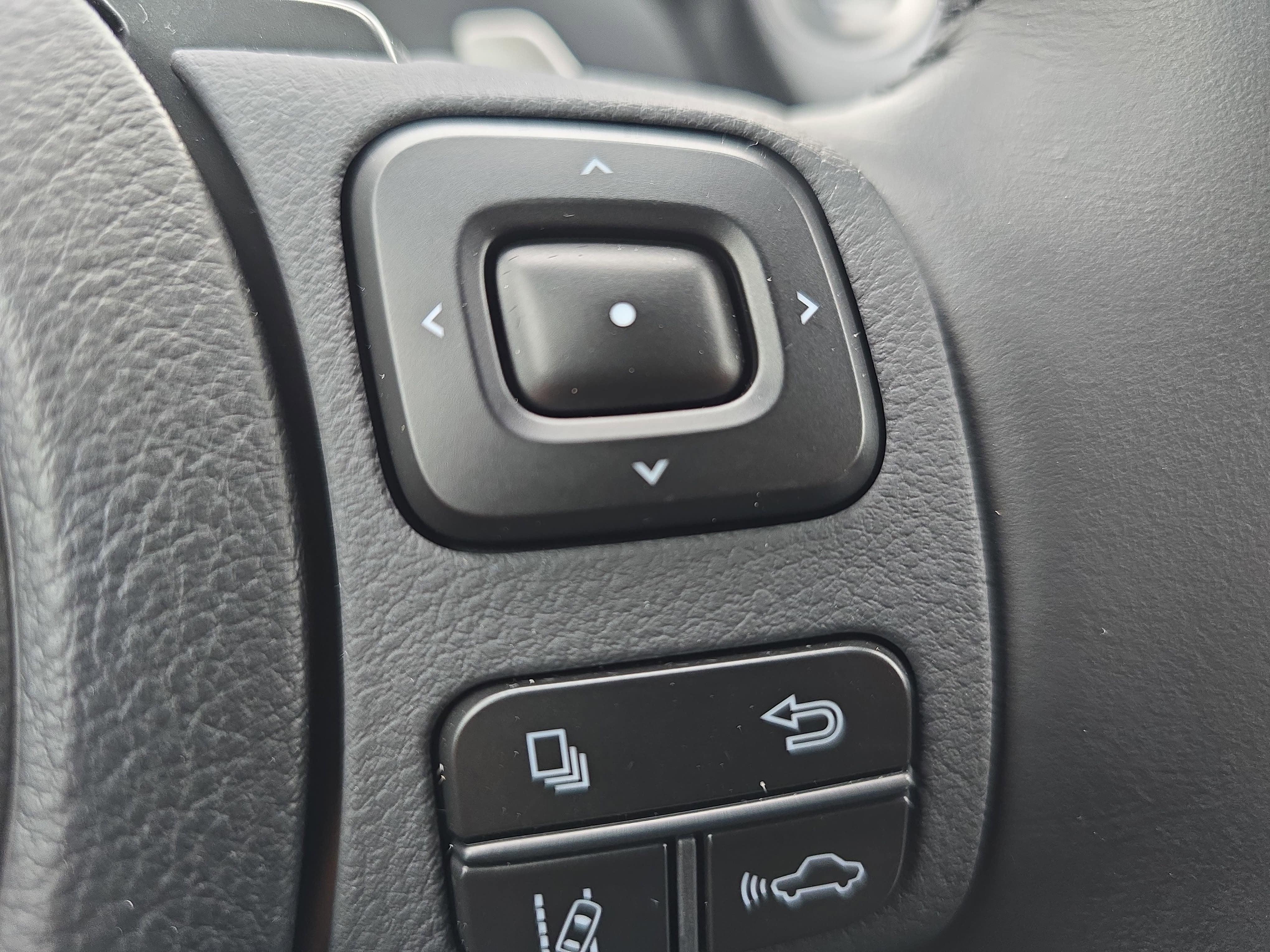 2025 Lexus IS IS 350 F SPORT Design