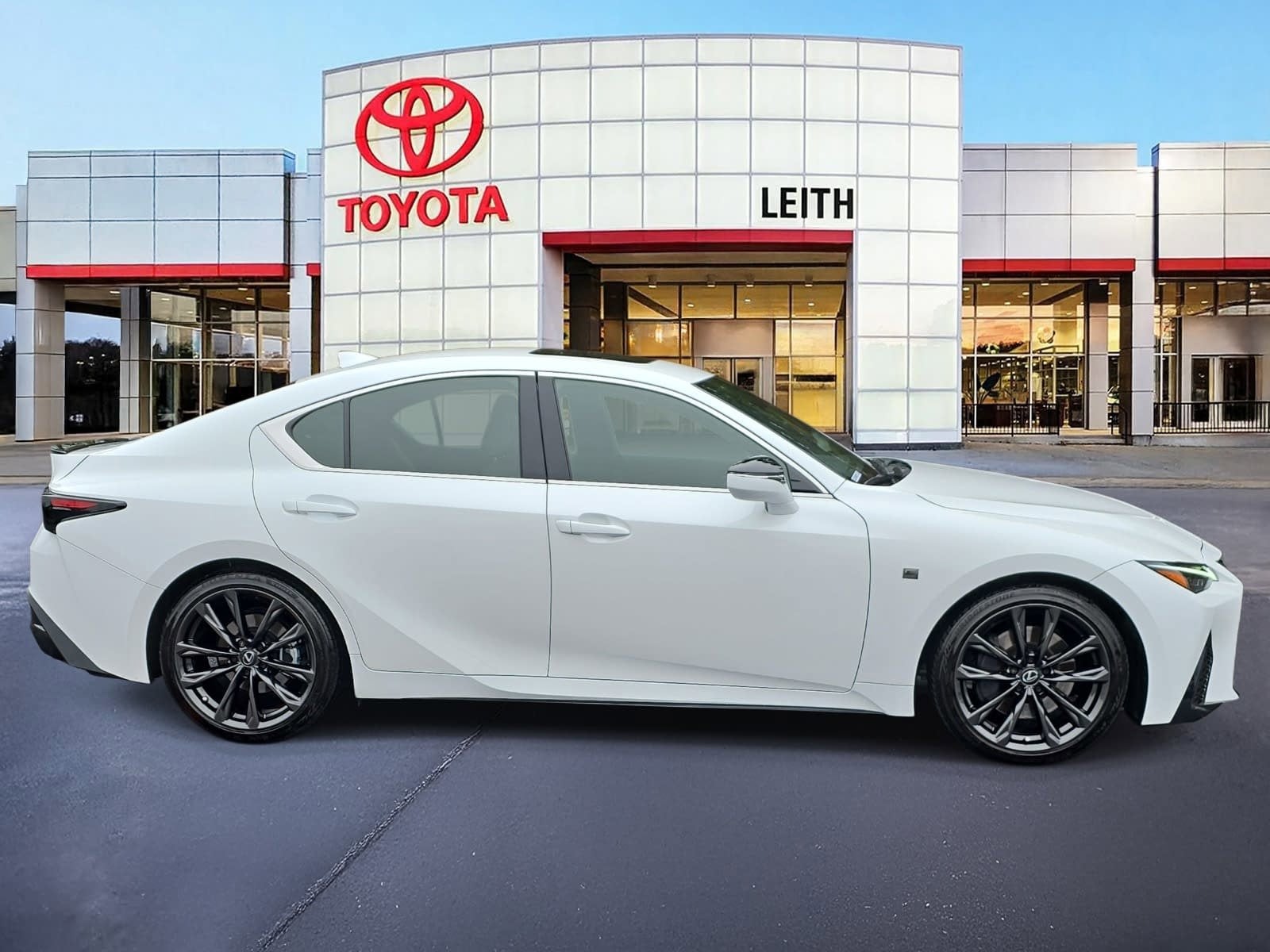 2025 Lexus IS IS 350 F SPORT Design