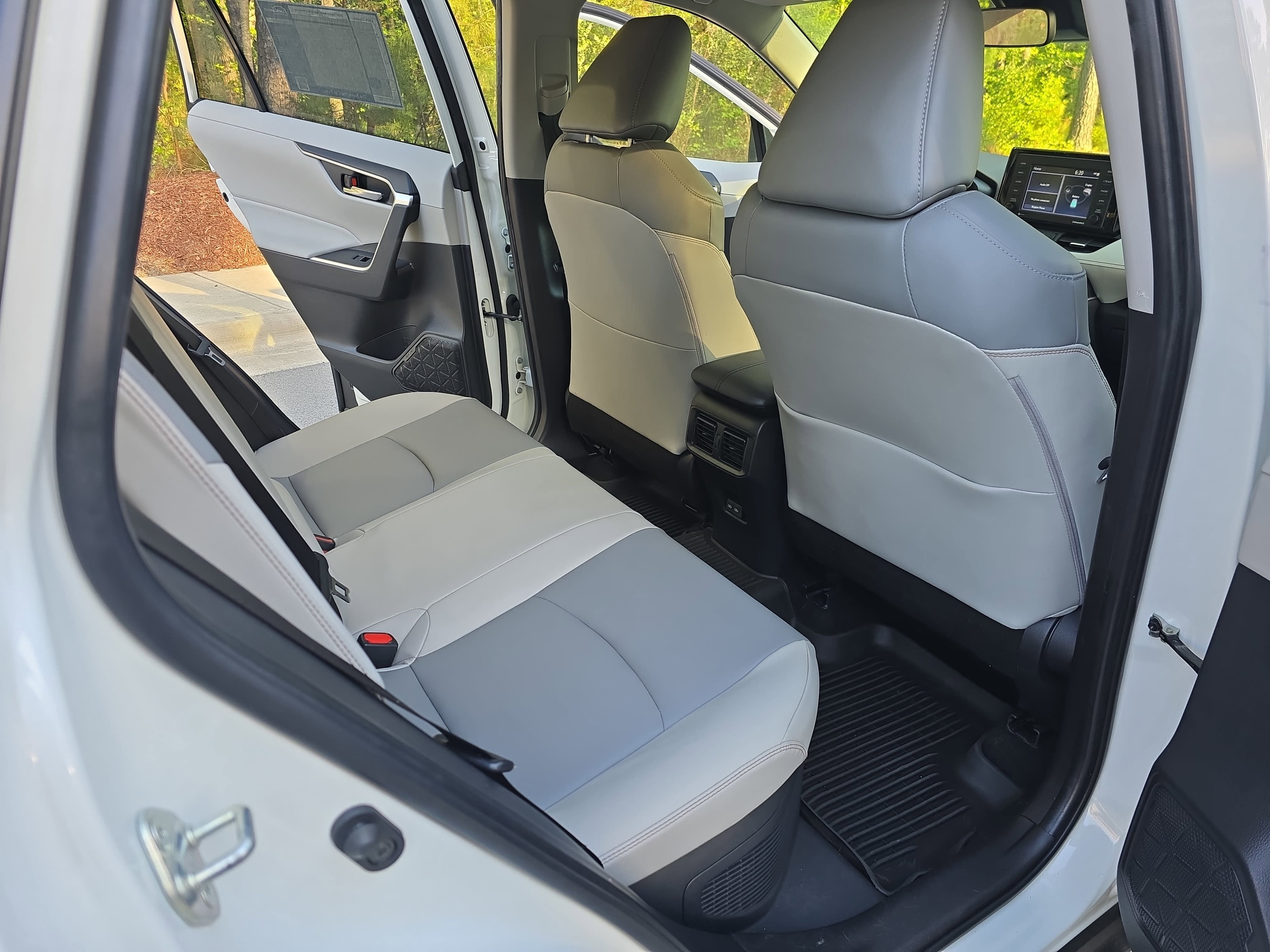 2022 Toyota RAV4 Hybrid Hybrid XLE Premium