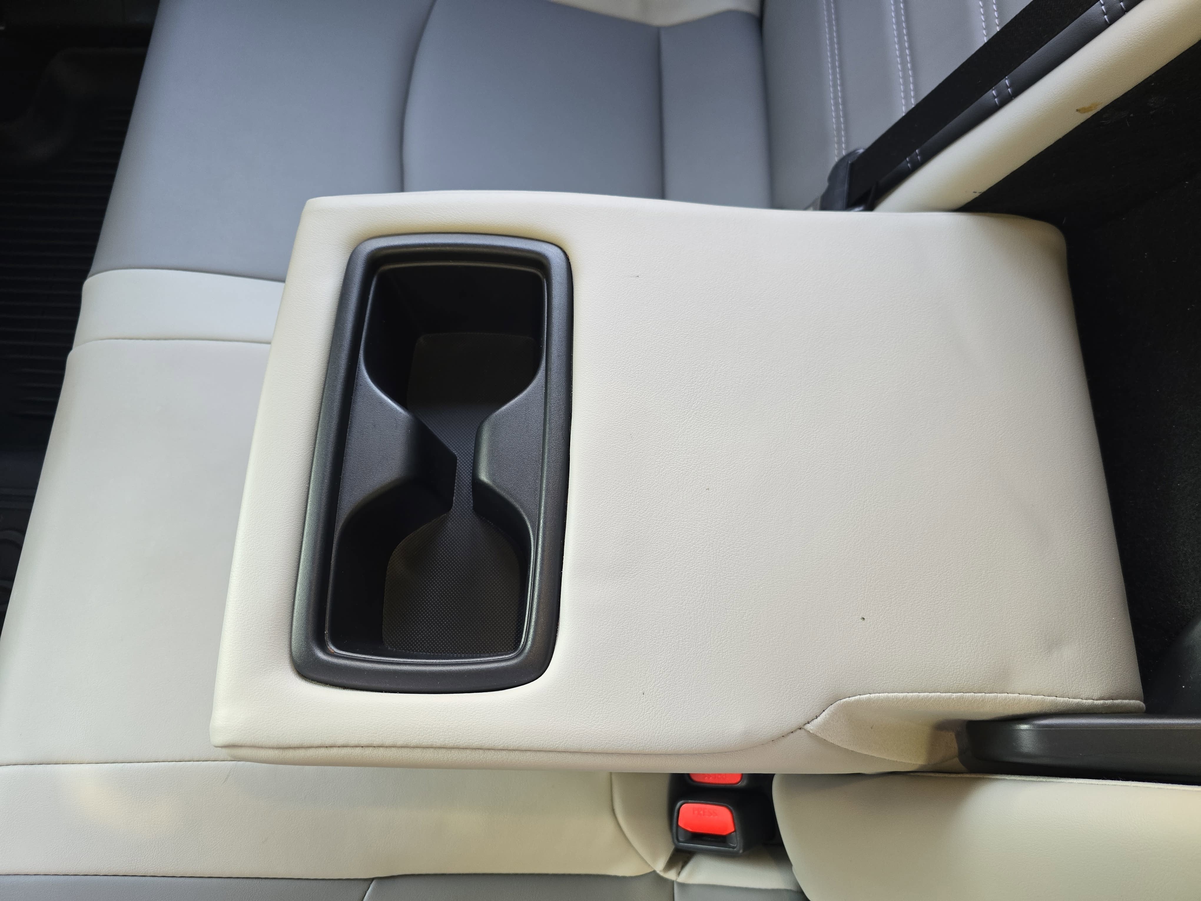 2022 Toyota RAV4 Hybrid Hybrid XLE Premium