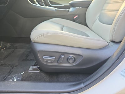 2022 Toyota RAV4 Hybrid Hybrid XLE Premium