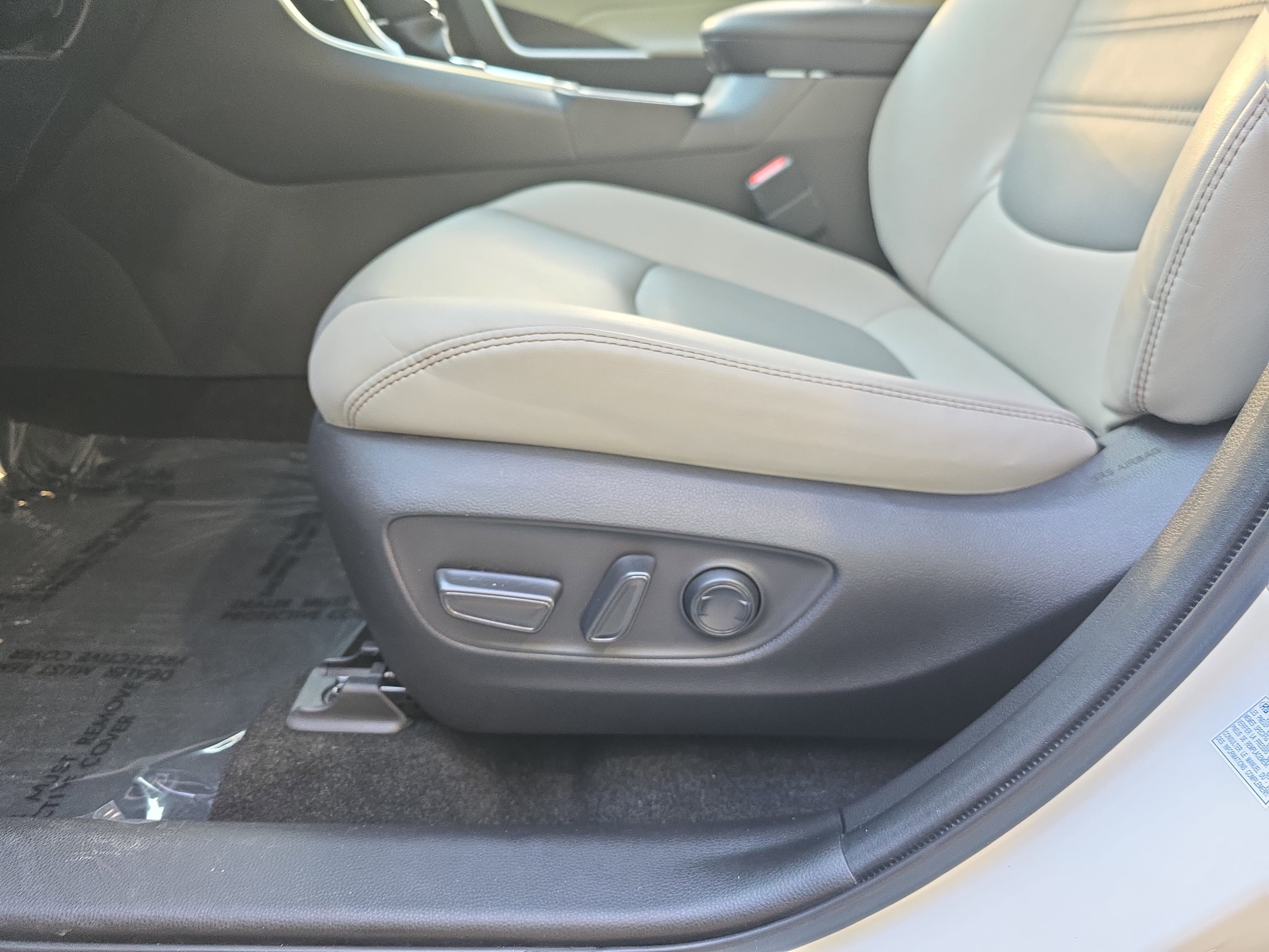 2022 Toyota RAV4 Hybrid Hybrid XLE Premium