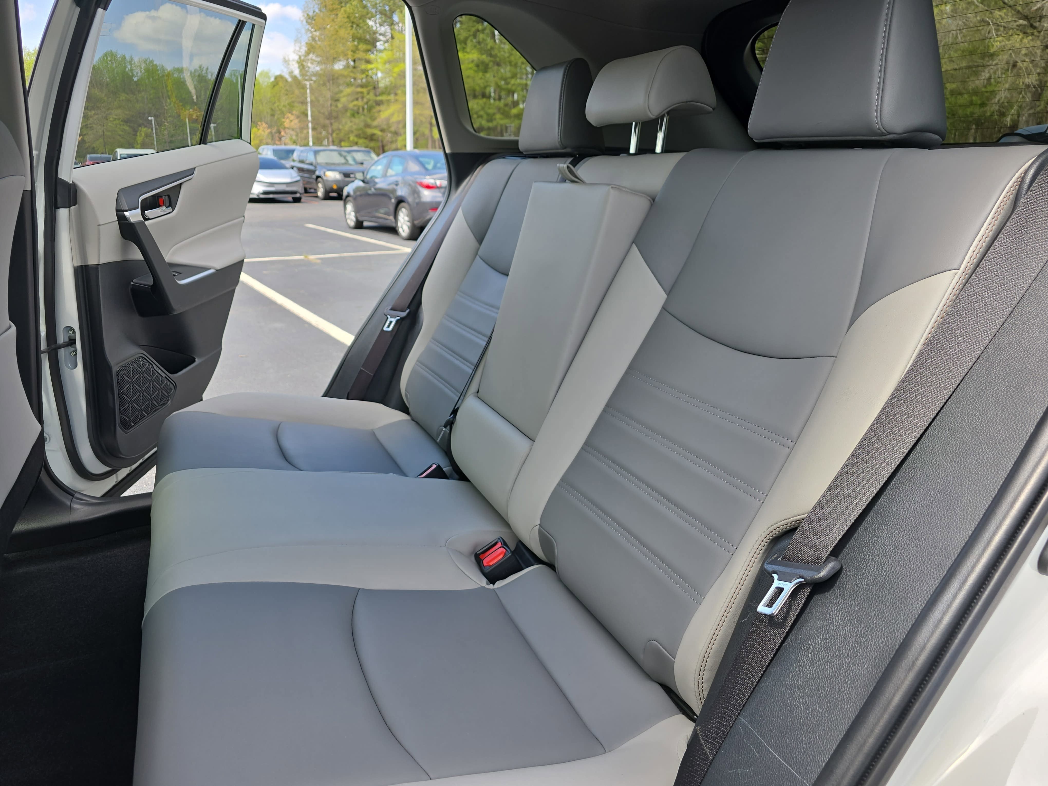 2022 Toyota RAV4 Hybrid Hybrid XLE Premium