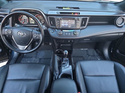 2017 Toyota RAV4 SE