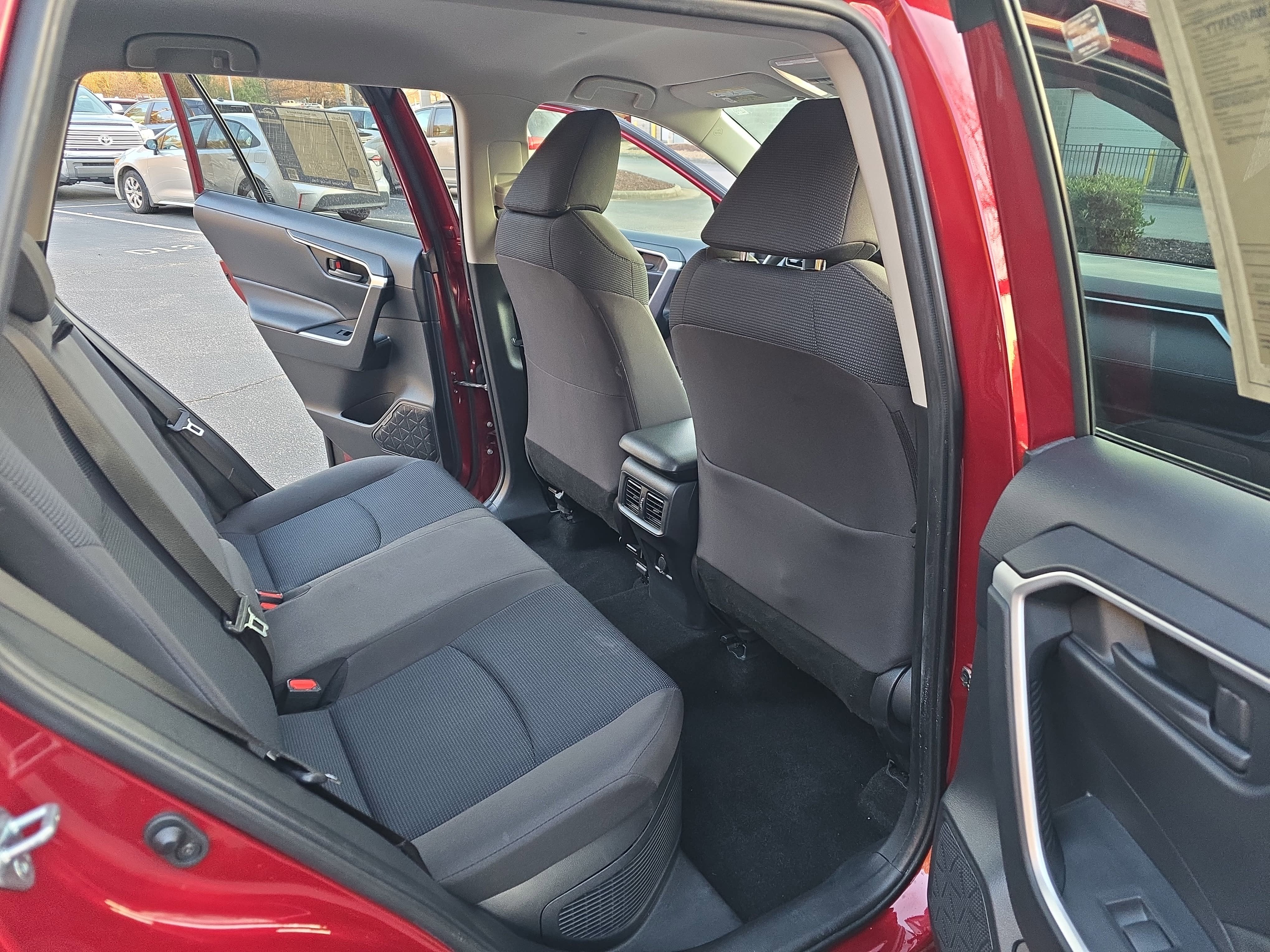 2022 Toyota RAV4 Hybrid Hybrid LE