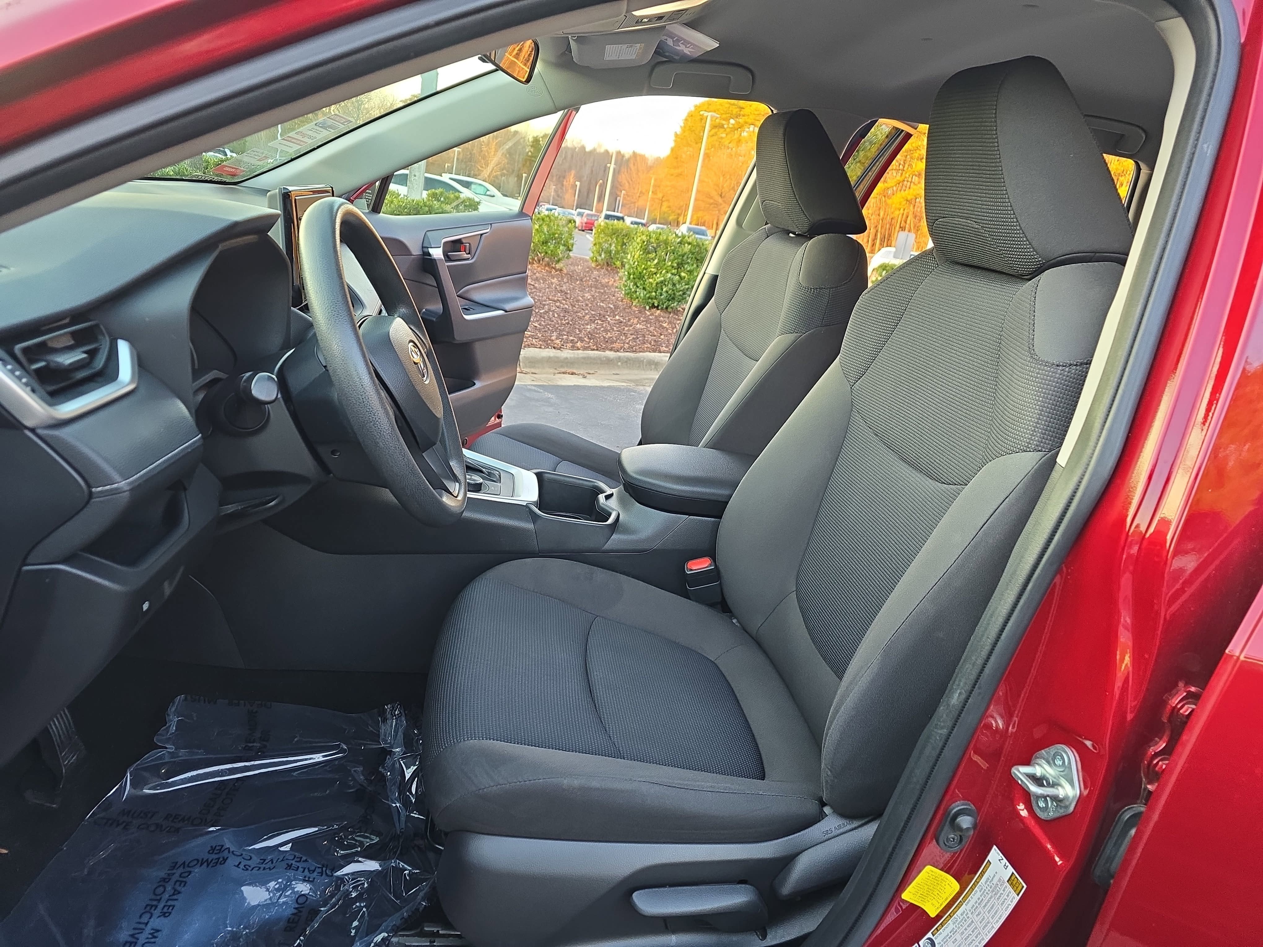 2022 Toyota RAV4 Hybrid Hybrid LE