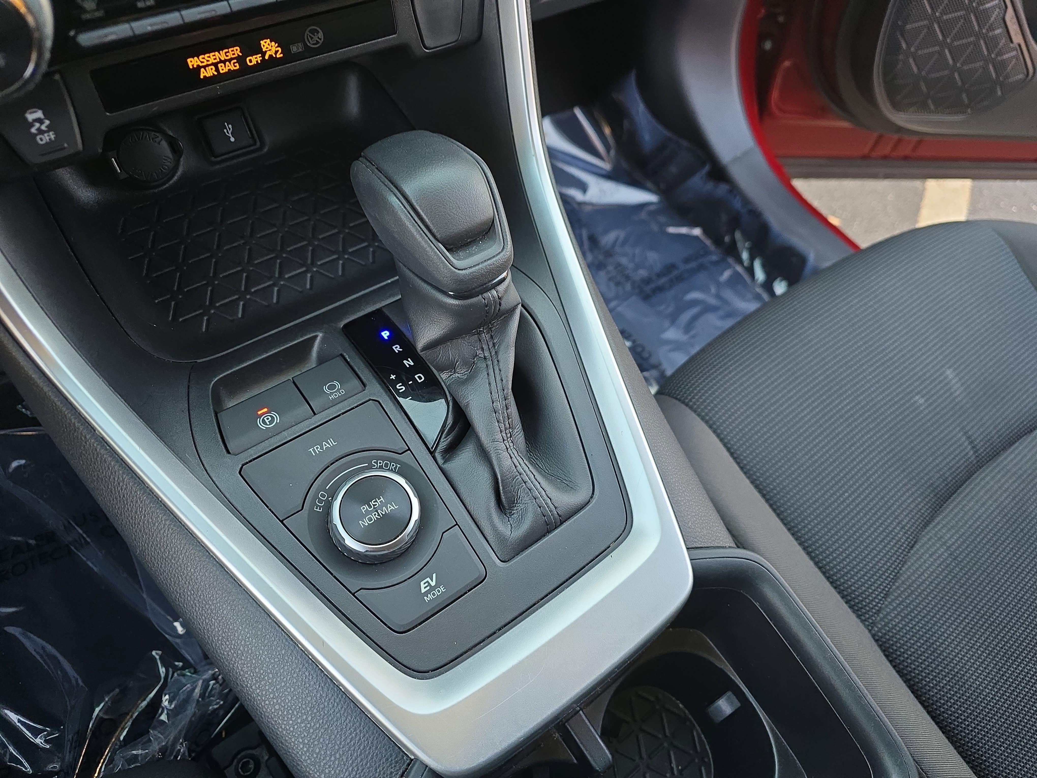 2022 Toyota RAV4 Hybrid Hybrid LE