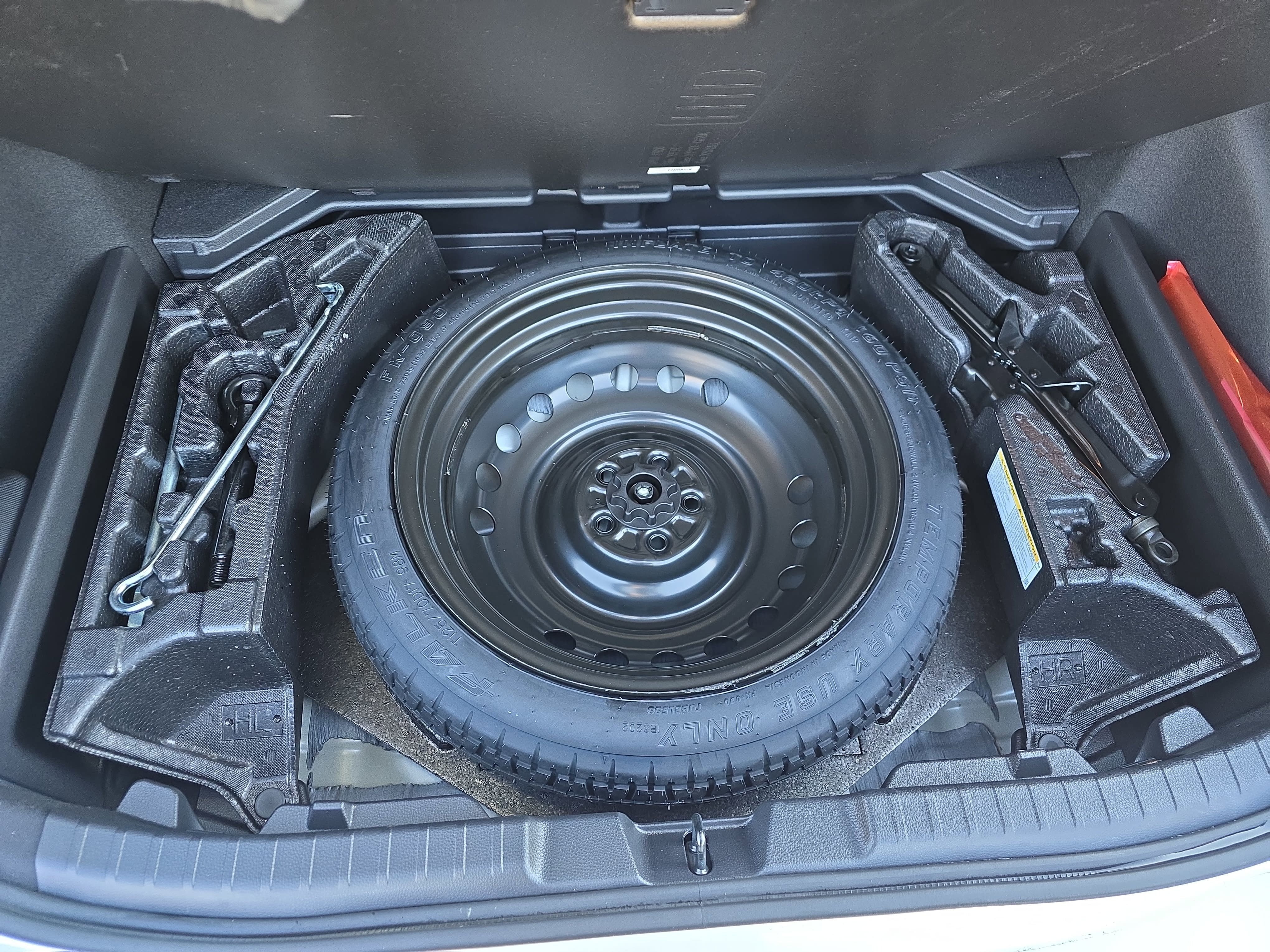 2025 Toyota Corolla Hatchback XSE