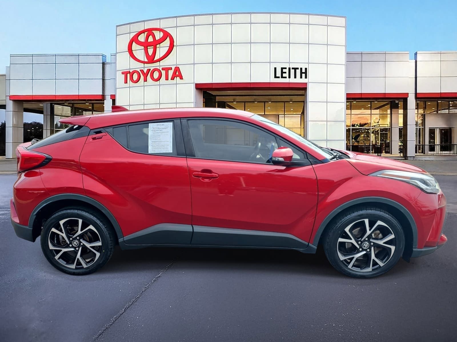 2021 Toyota C-HR XLE