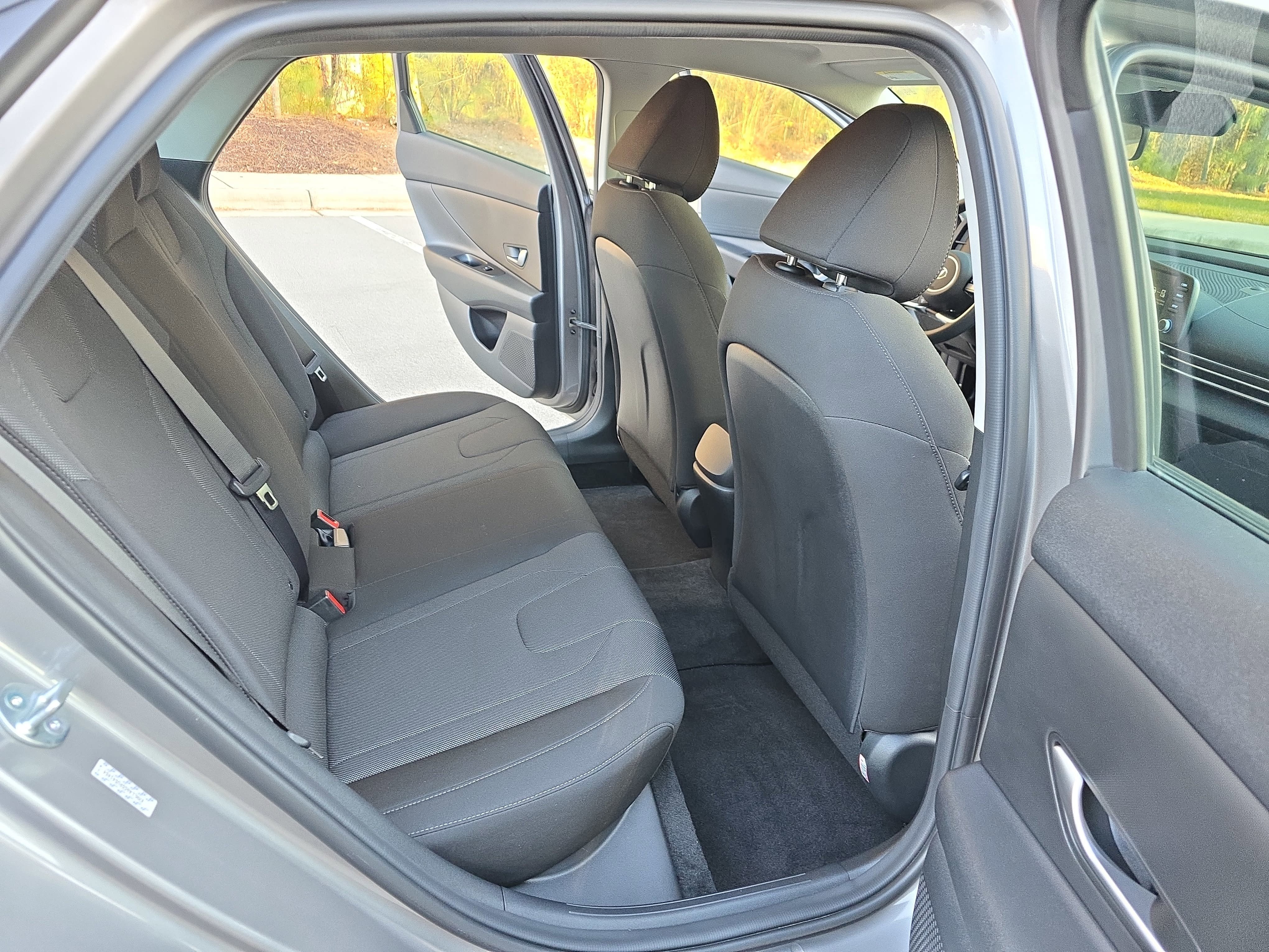 2023 Hyundai Elantra SE