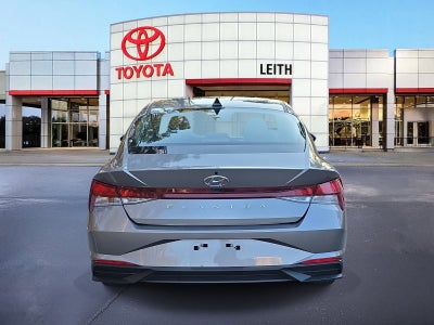 2023 Hyundai Elantra SE