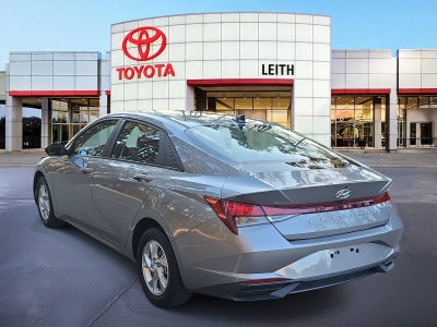 2023 Hyundai Elantra SE