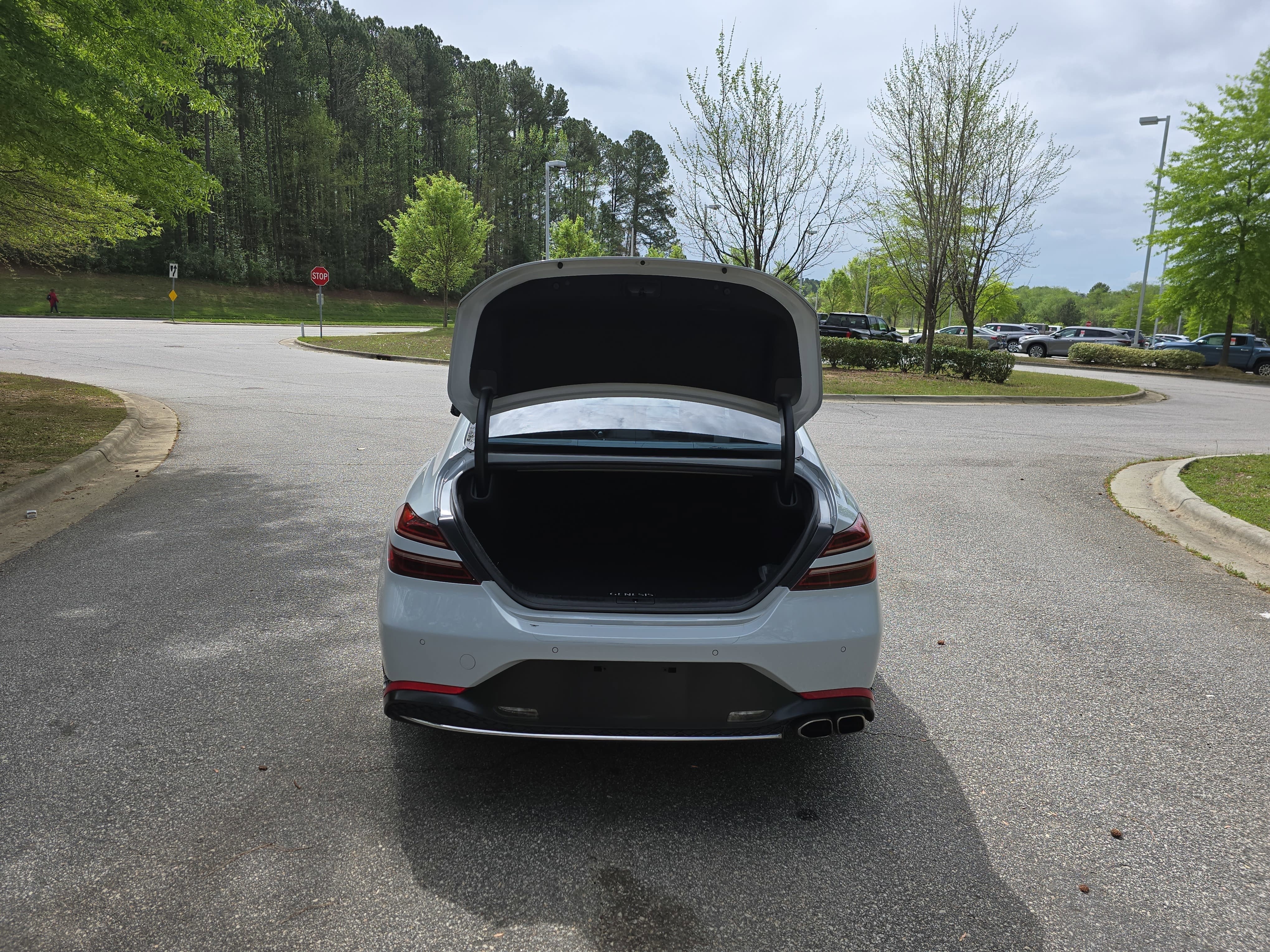 2022 Genesis G70 2.0T