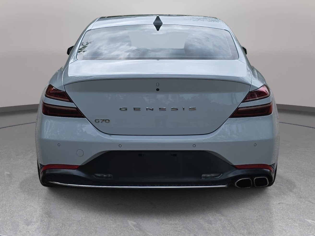 2022 Genesis G70 2.0T