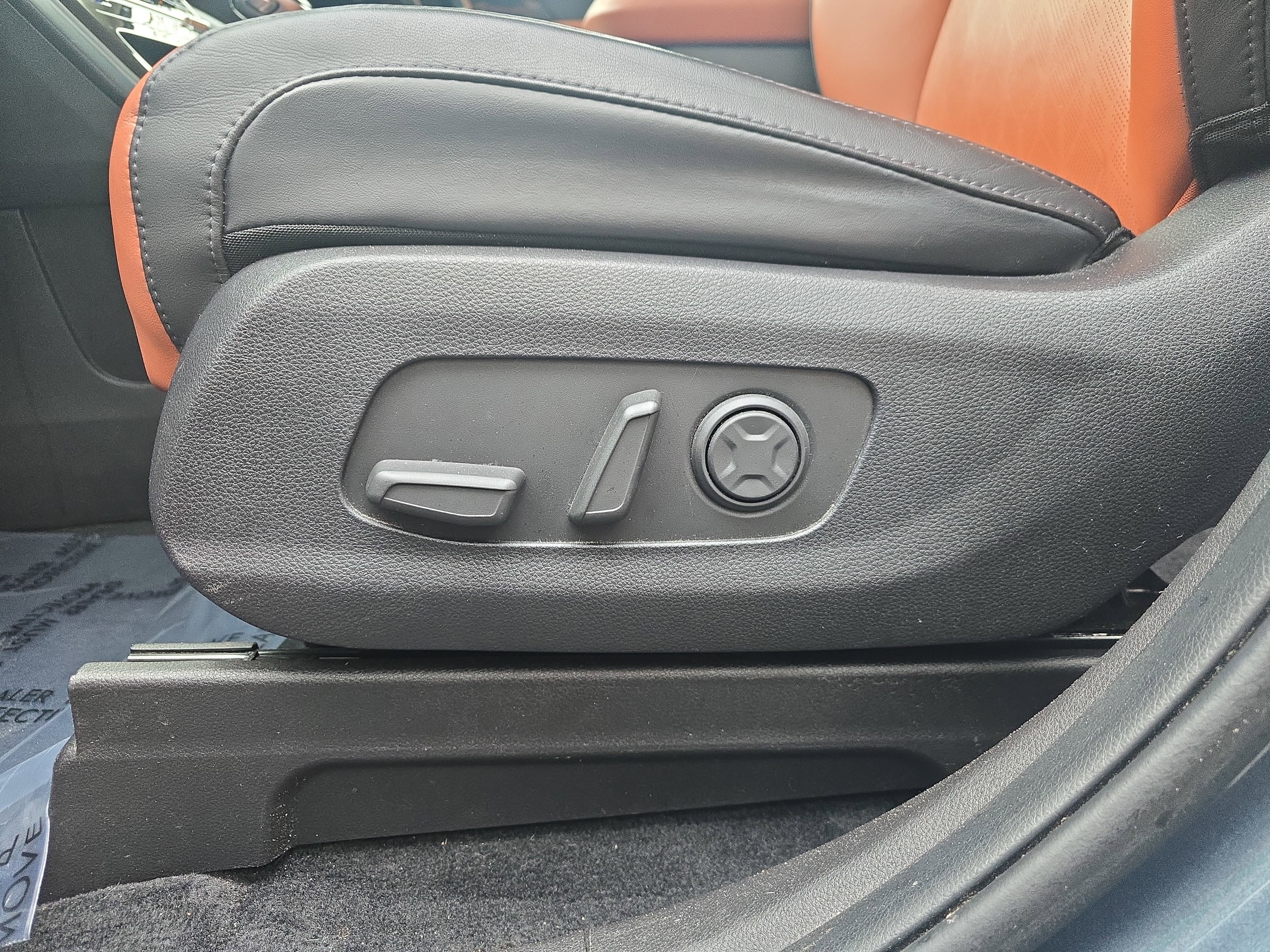 2022 Kia Carnival SX