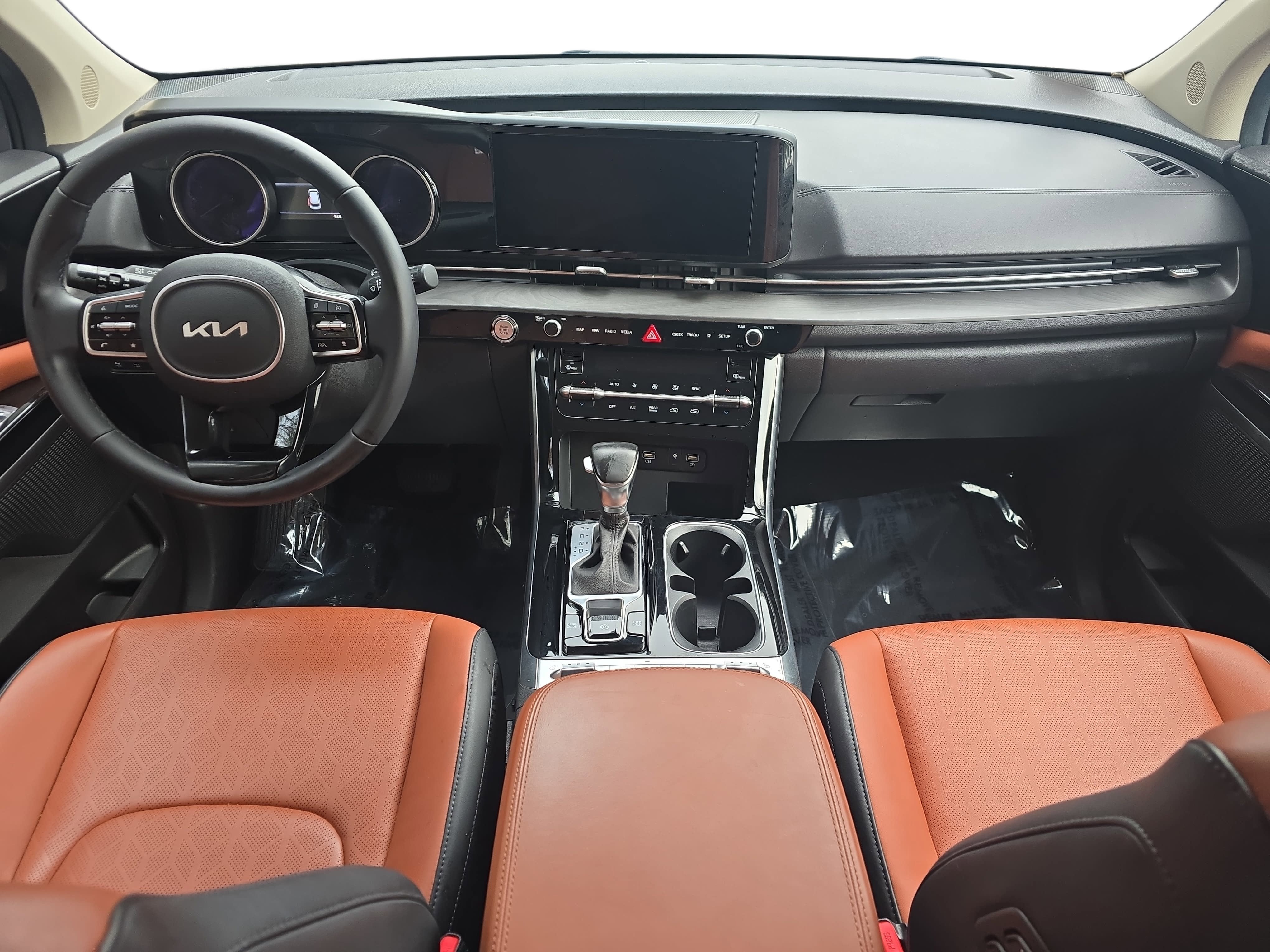 2022 Kia Carnival SX