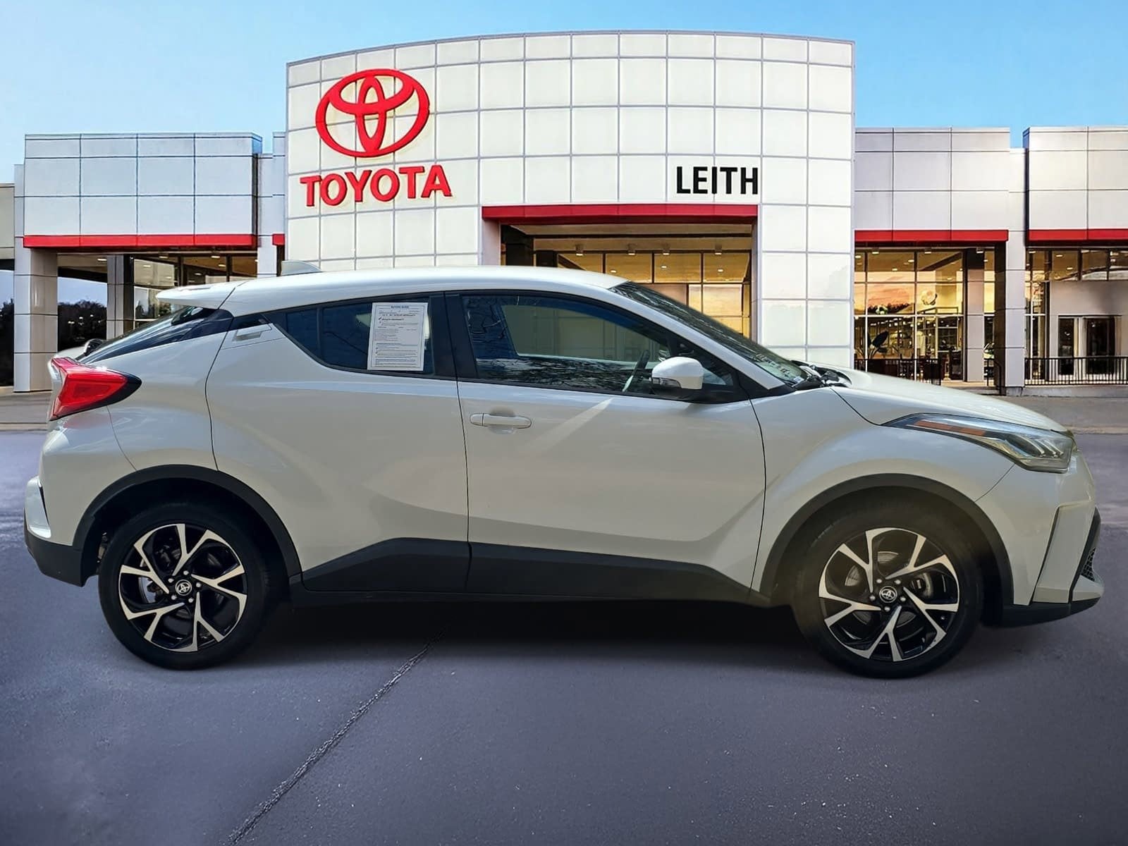 2020 Toyota C-HR XLE