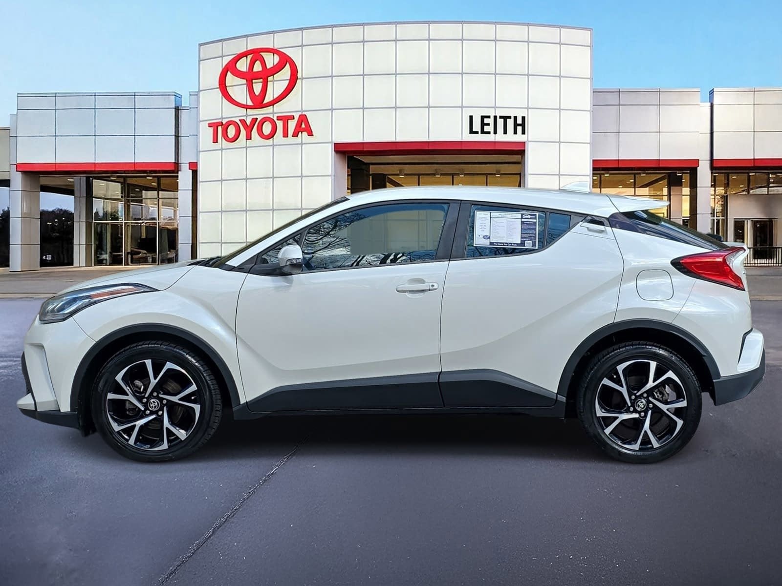 2020 Toyota C-HR XLE