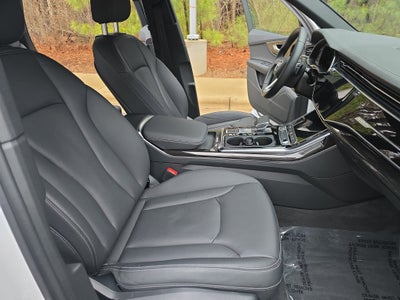 2025 Audi Q7 Premium