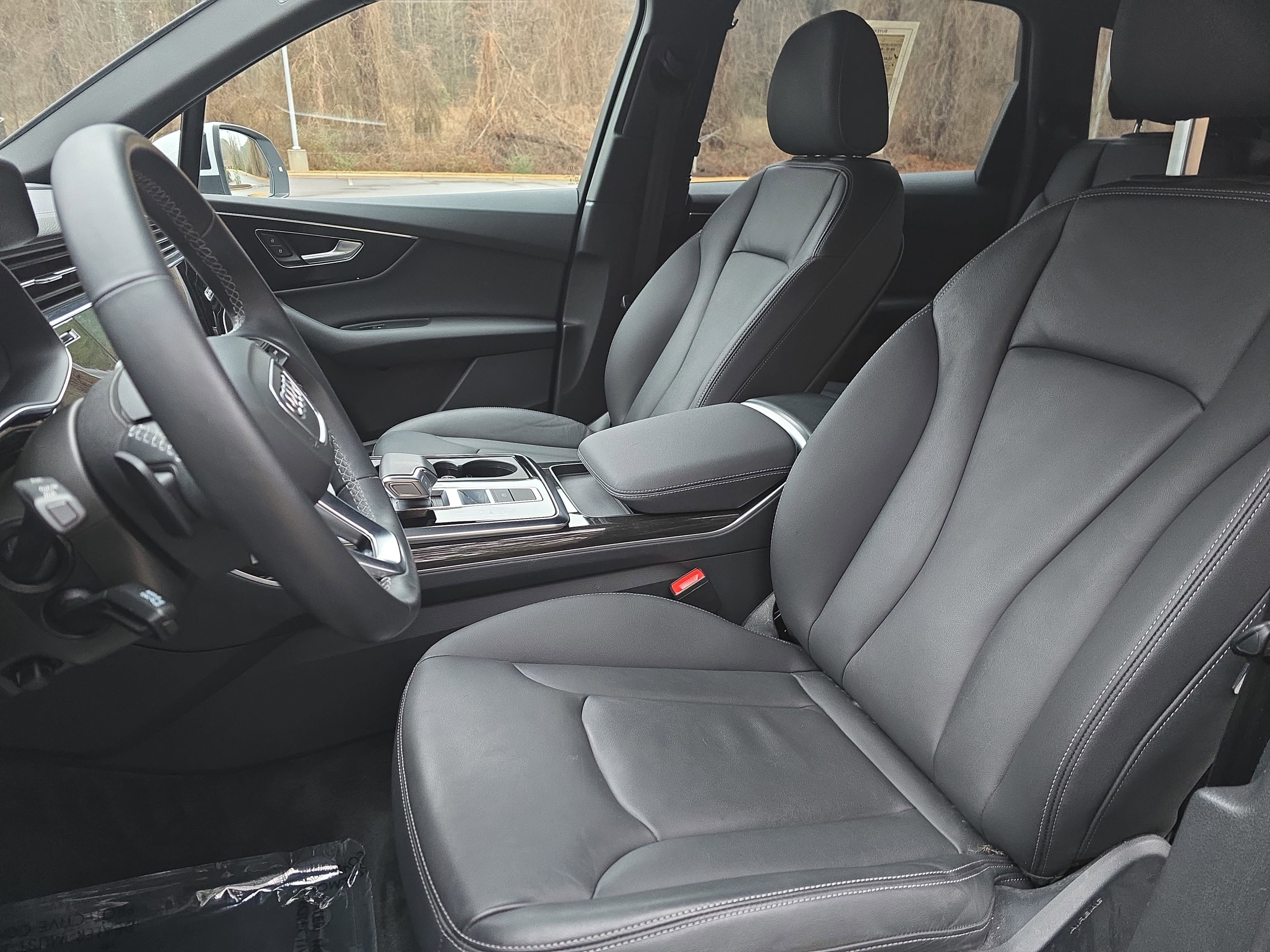 2025 Audi Q7 Premium