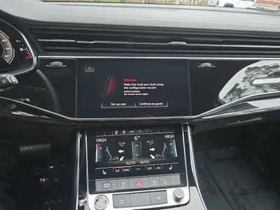 2025 Audi Q7 Premium