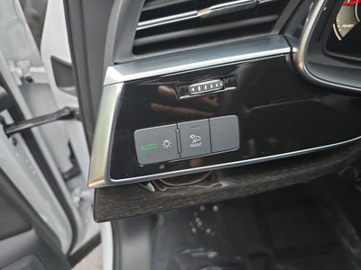 2025 Audi Q7 Premium