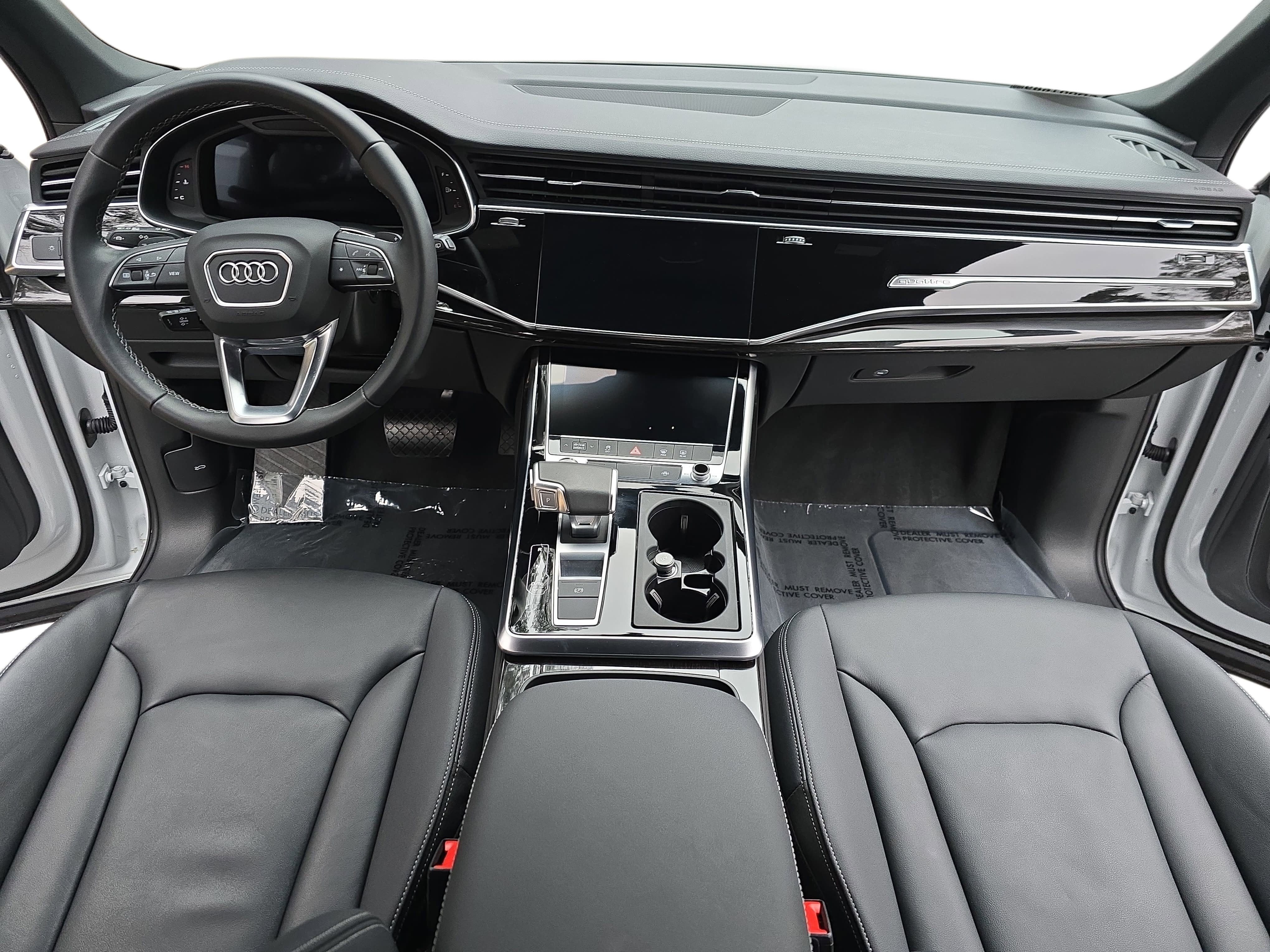 2025 Audi Q7 Premium