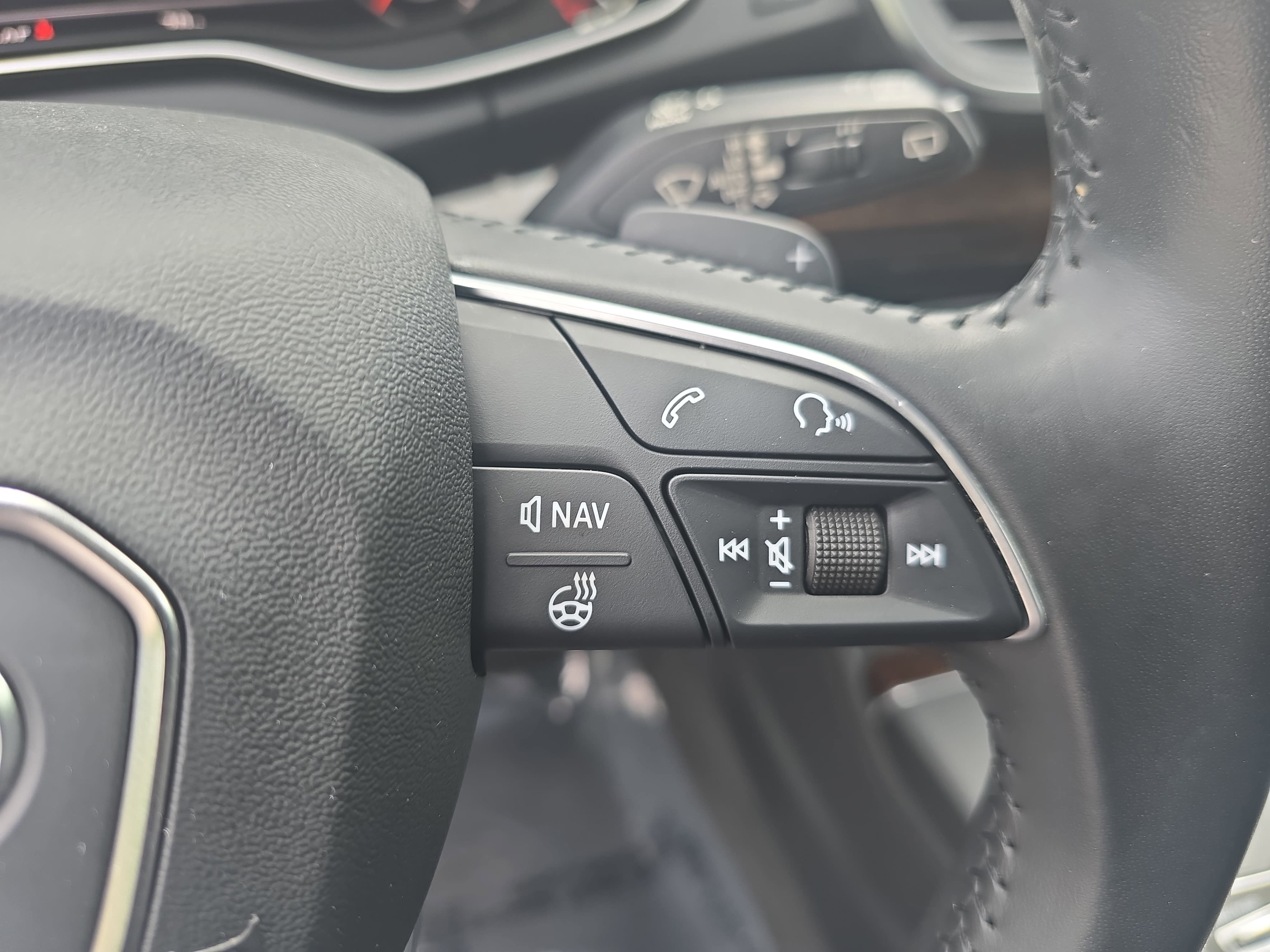 2020 Audi Q5 Premium Plus