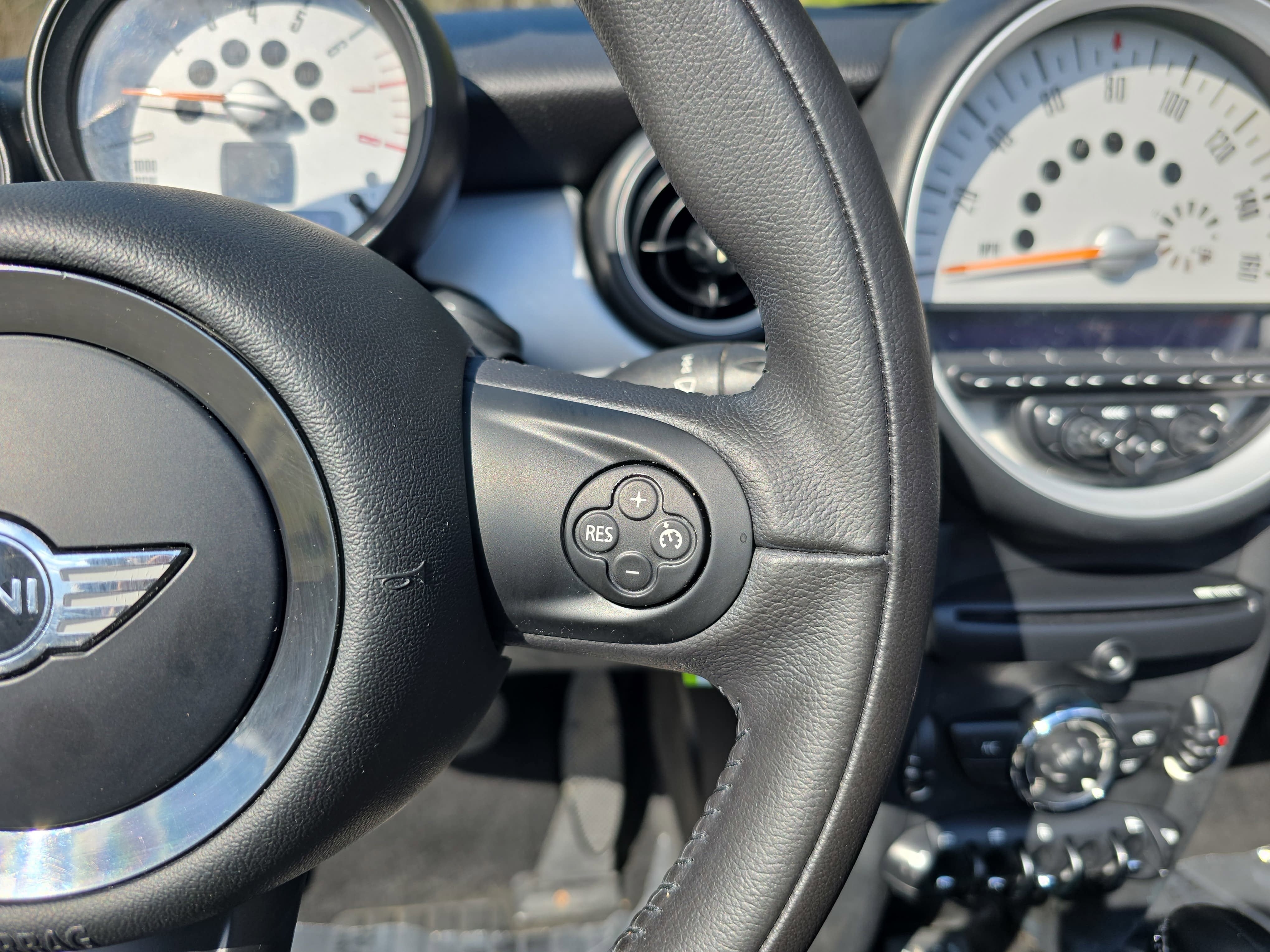 2014 MINI Cooper Base