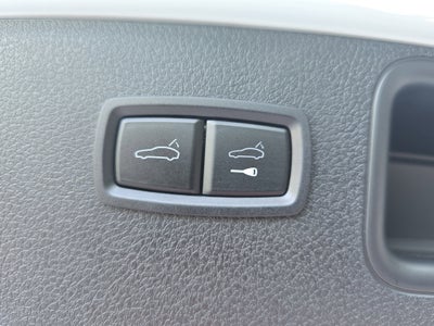 2022 Porsche Macan S