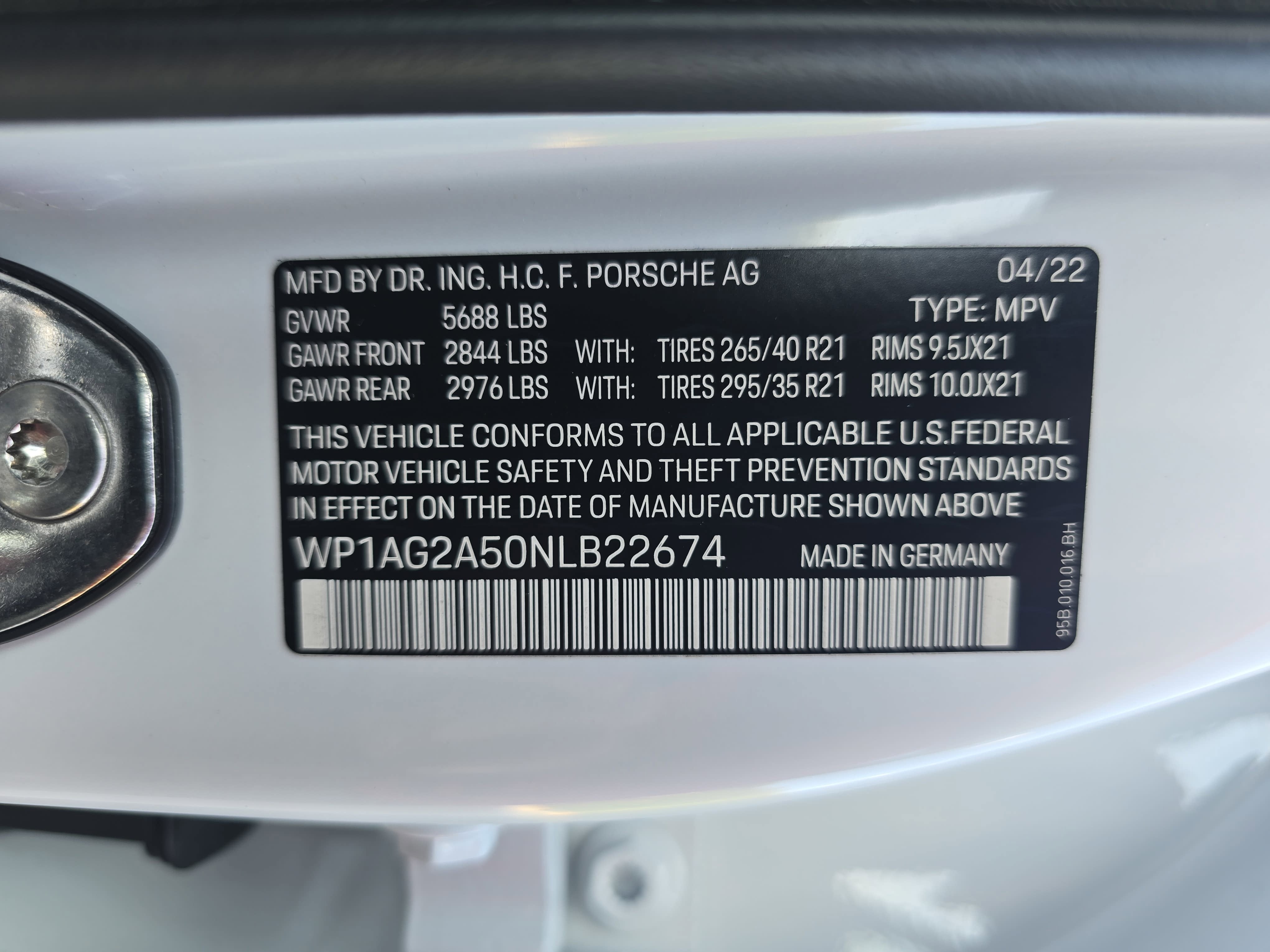 2022 Porsche Macan S