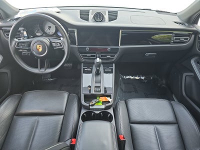 2022 Porsche Macan S