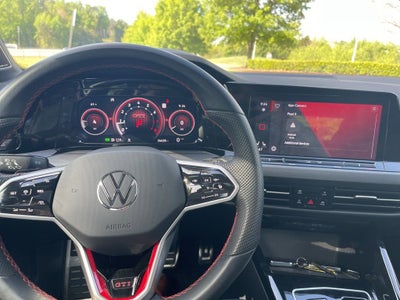 2024 Volkswagen Golf GTI SE