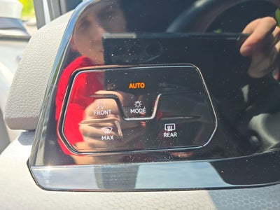 2024 Volkswagen Golf GTI SE