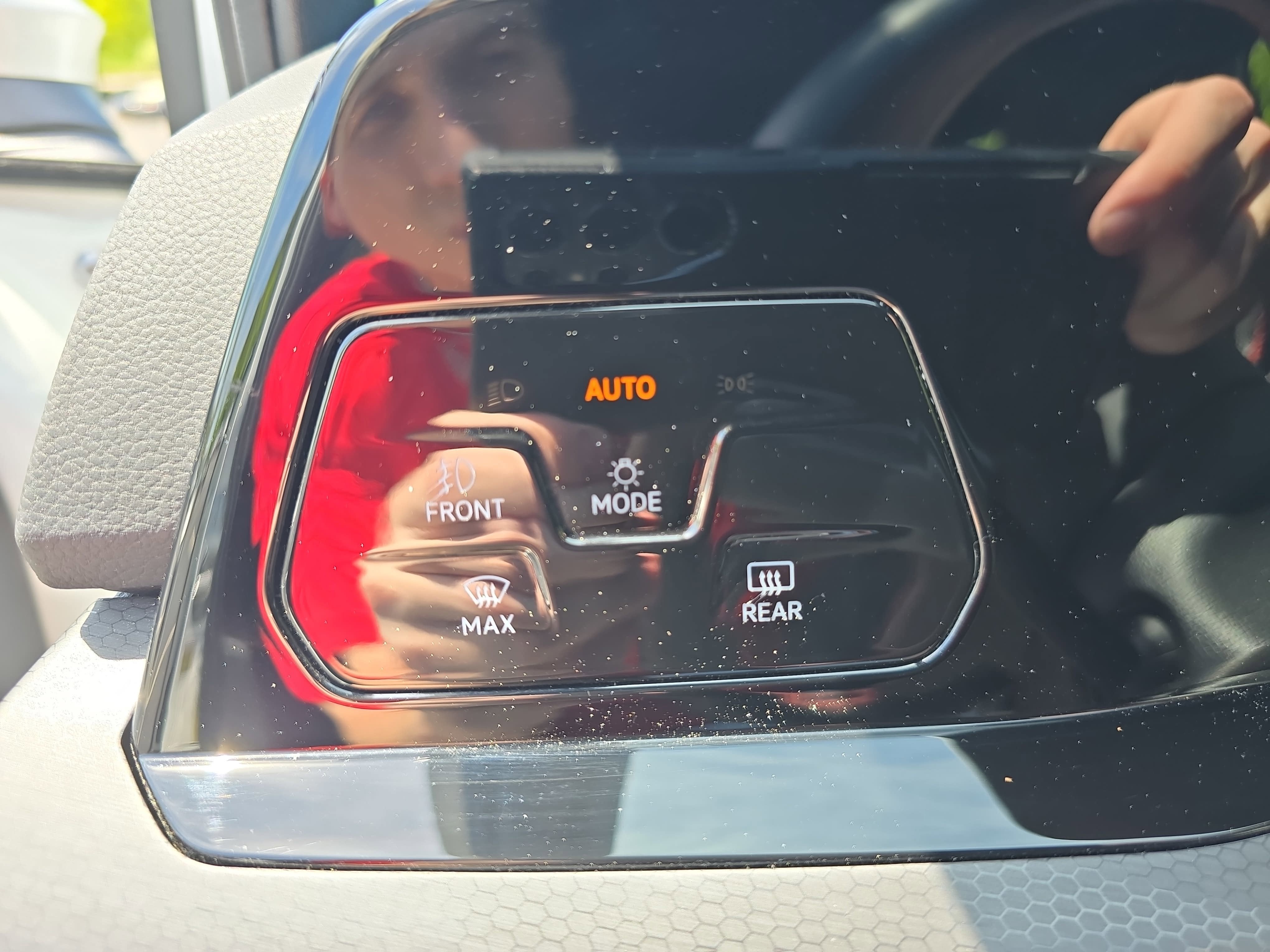 2024 Volkswagen Golf GTI SE