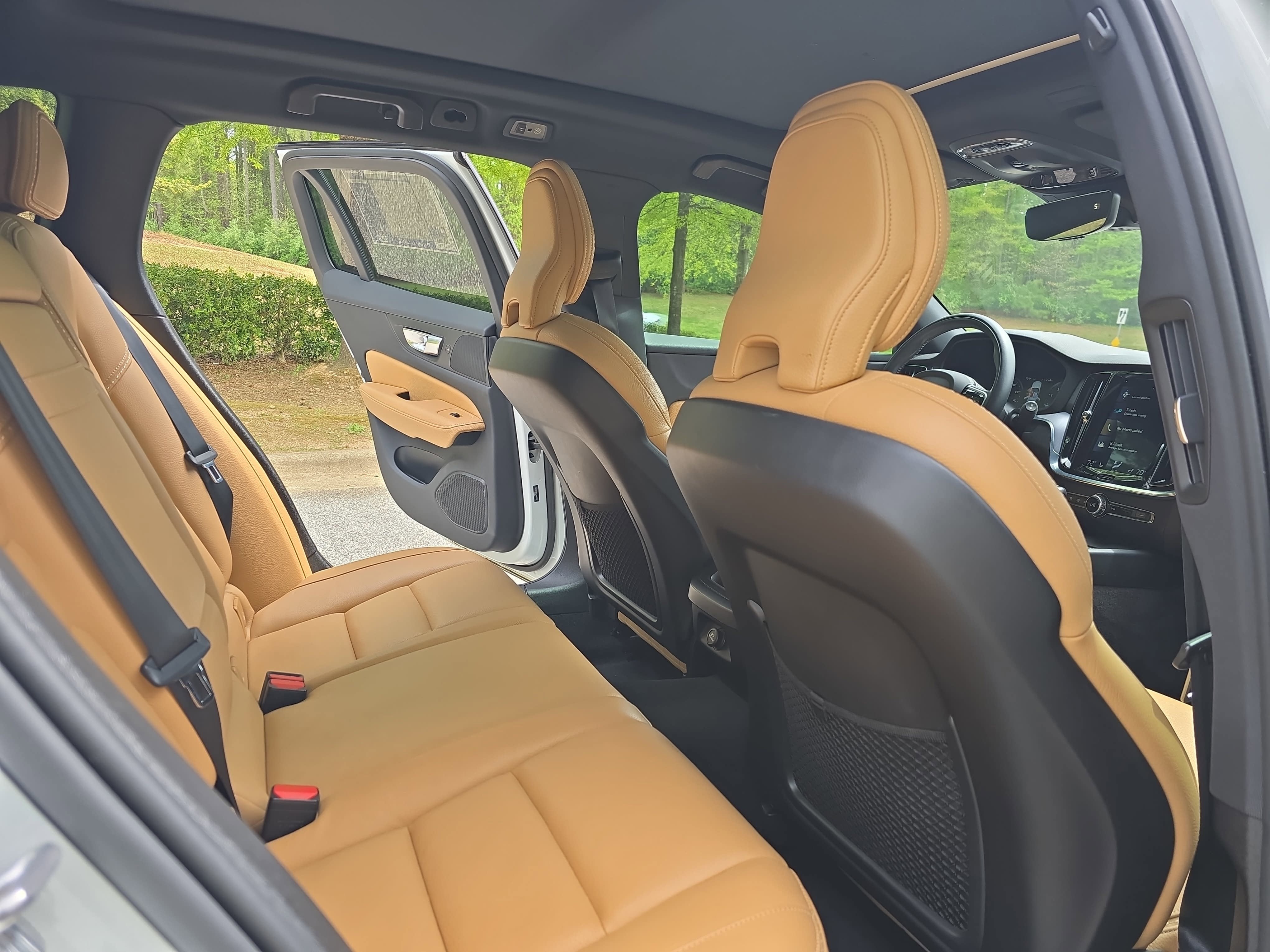 2020 Volvo V60 Cross Country T5