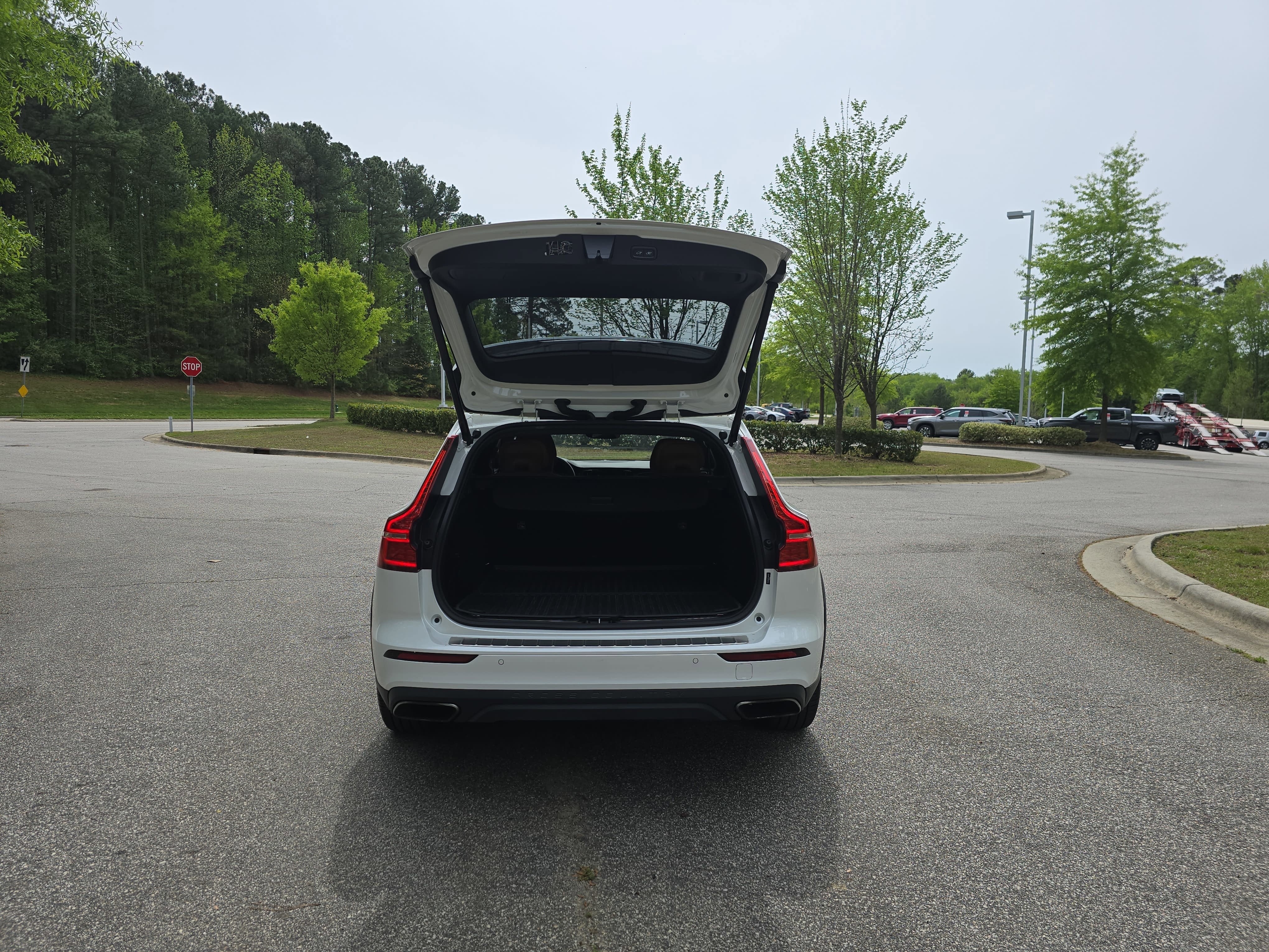 2020 Volvo V60 Cross Country T5