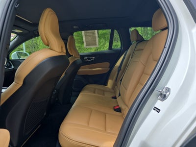 2020 Volvo V60 Cross Country T5