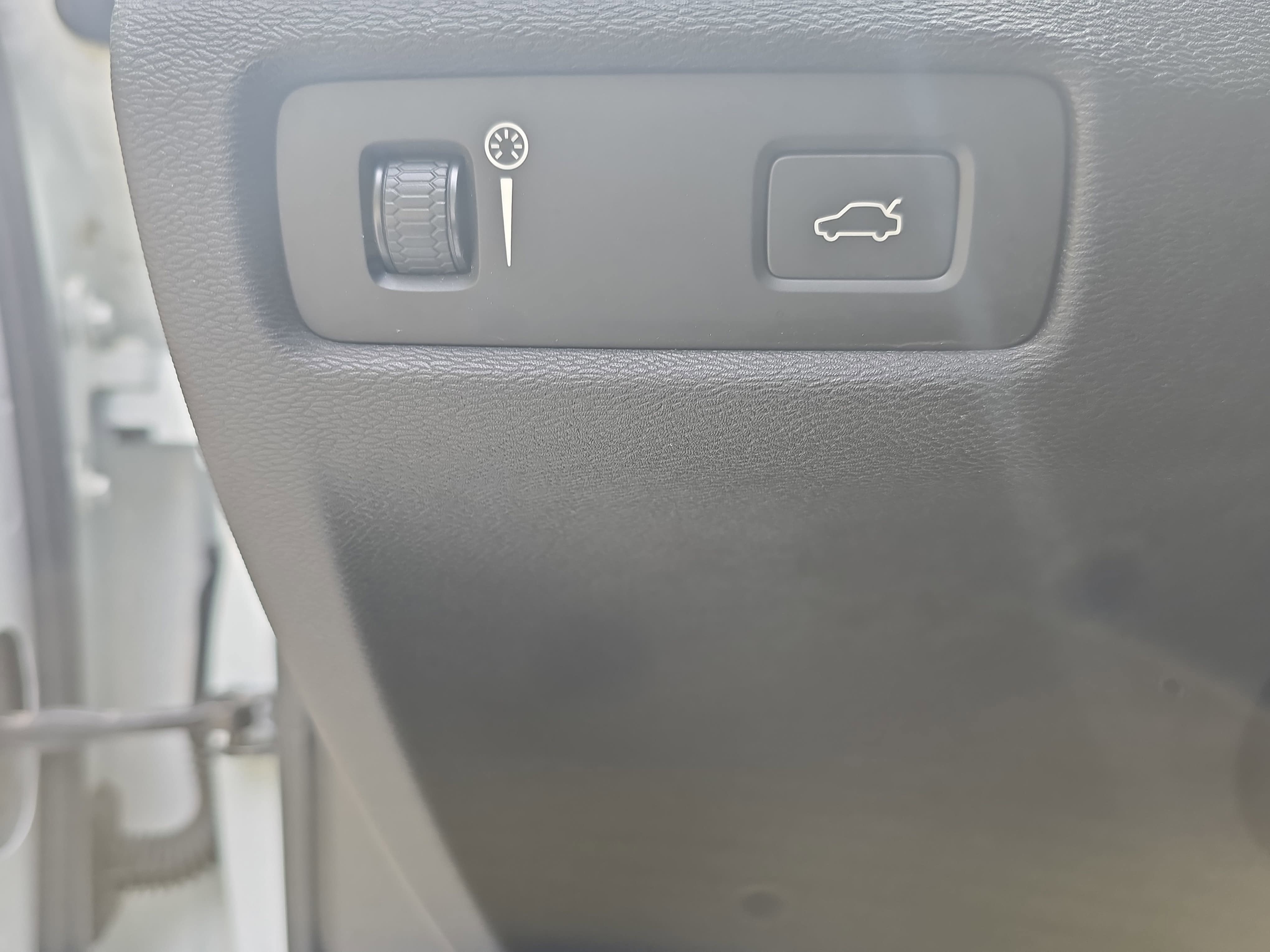 2020 Volvo V60 Cross Country T5