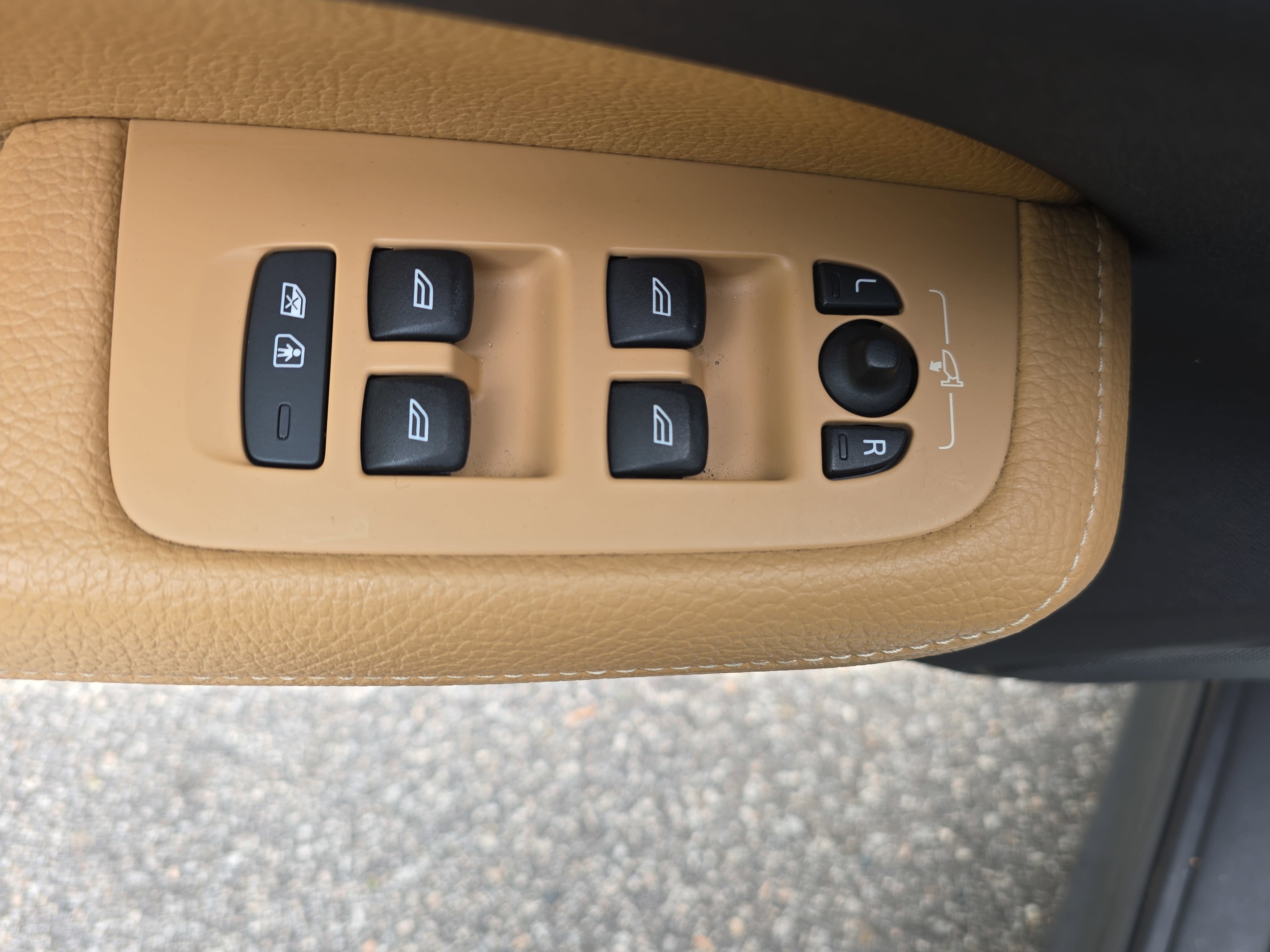 2020 Volvo V60 Cross Country T5